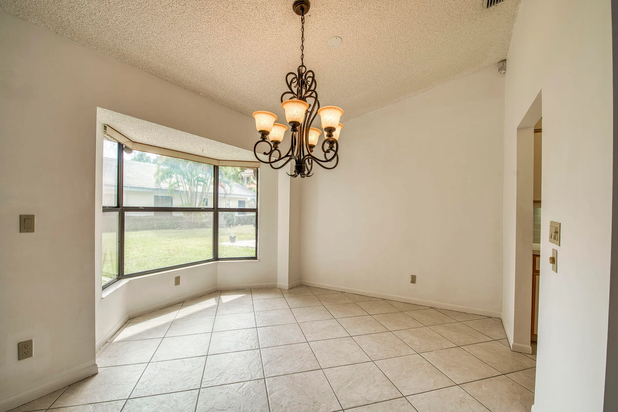 Property Slideshow image 6 of 19 | 4684 daylily ct, Boynton Beach, FL, 33436