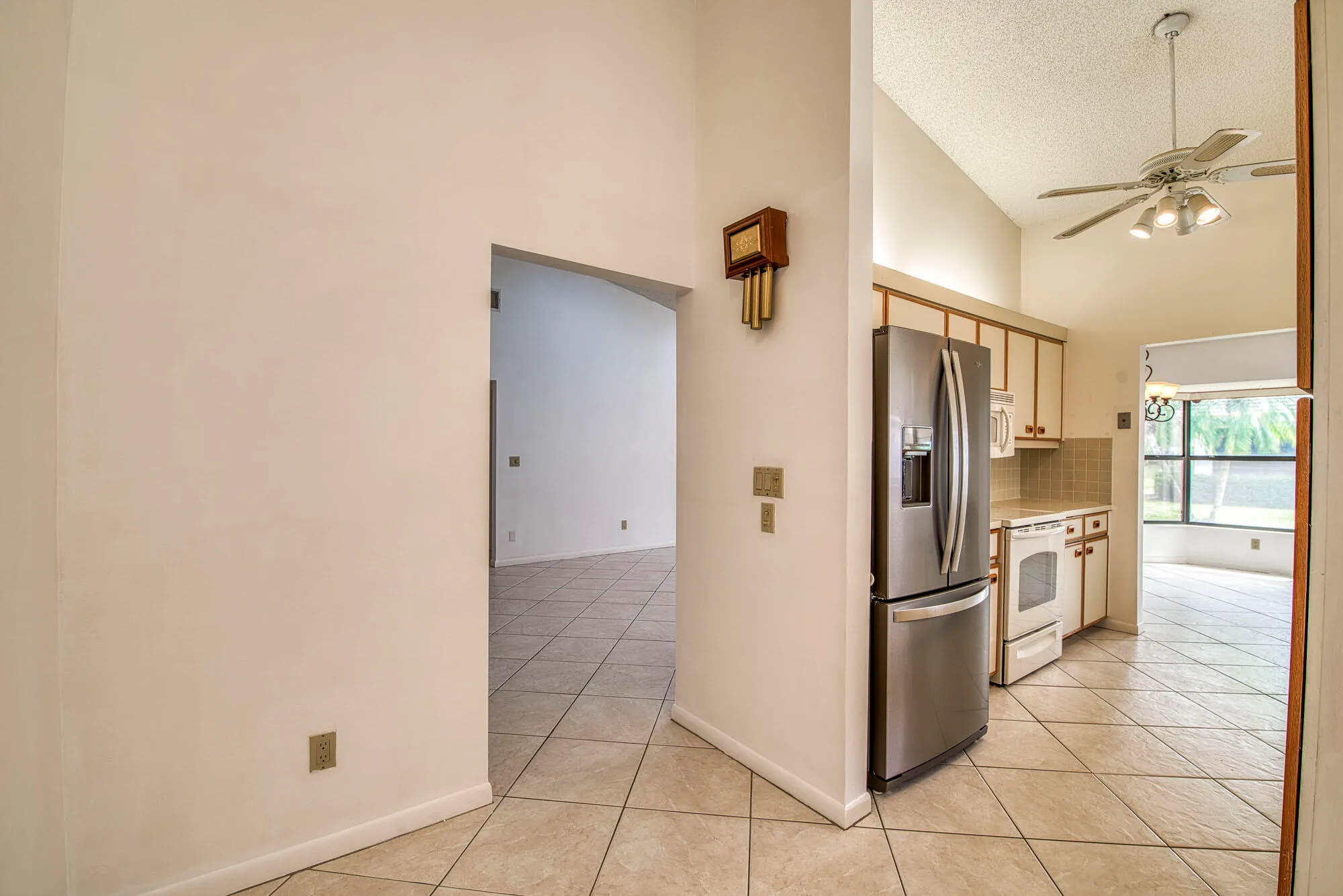 Property Slideshow image 10 of 19 | 4684 daylily ct, Boynton Beach, FL, 33436