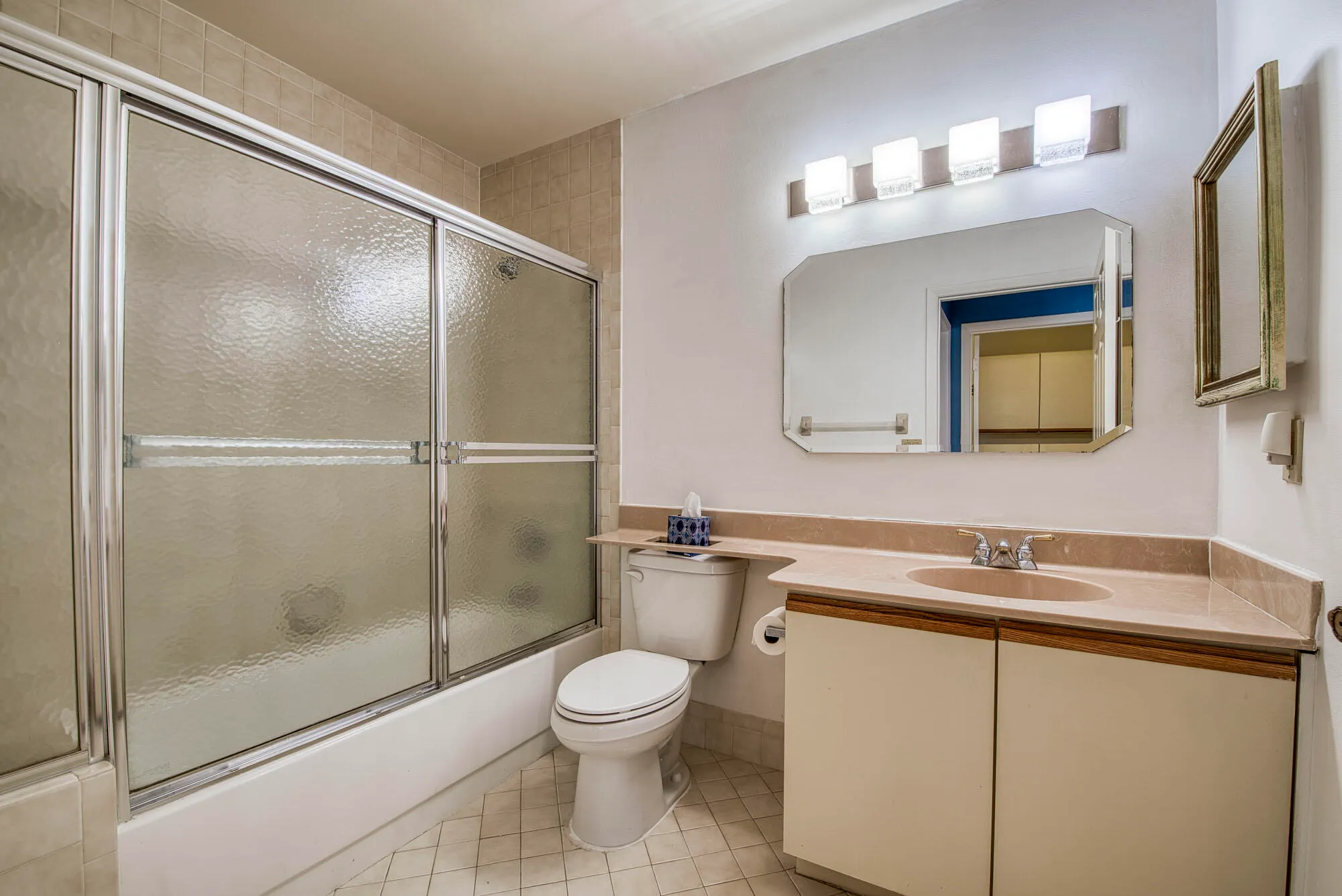 Property Slideshow image 16 of 19 | 4684 daylily ct, Boynton Beach, FL, 33436