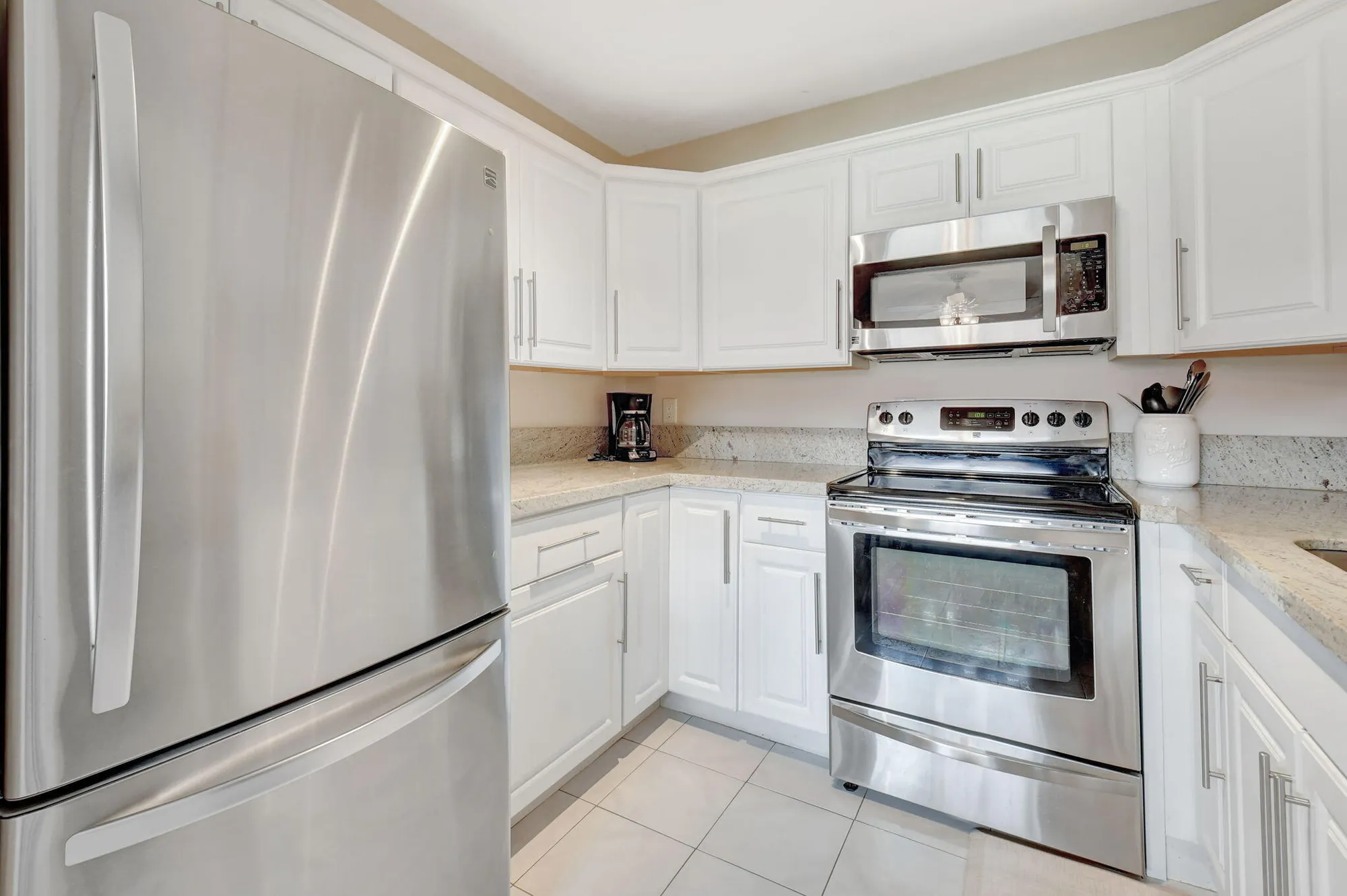 Property Slideshow image 11 of 45 | 78 seville f f, Delray Beach, FL, 33446
