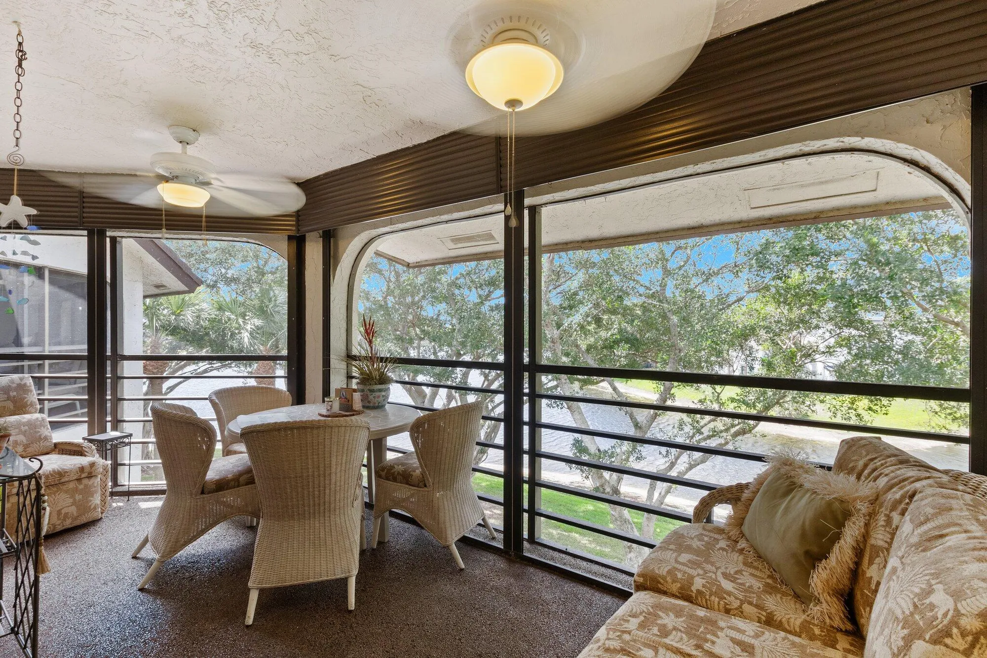 Property Slideshow image 9 of 23 | 5380 cedar lake dr 304, Boynton Beach, FL, 33437