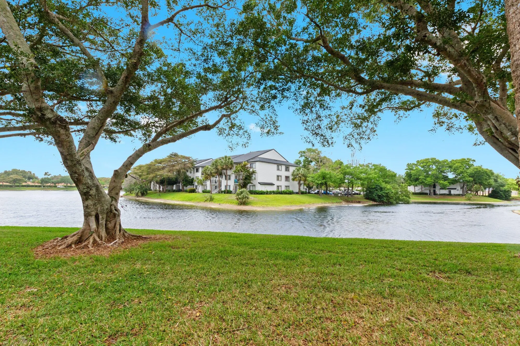 Property Slideshow image 23 of 23 | 5380 cedar lake dr 304, Boynton Beach, FL, 33437