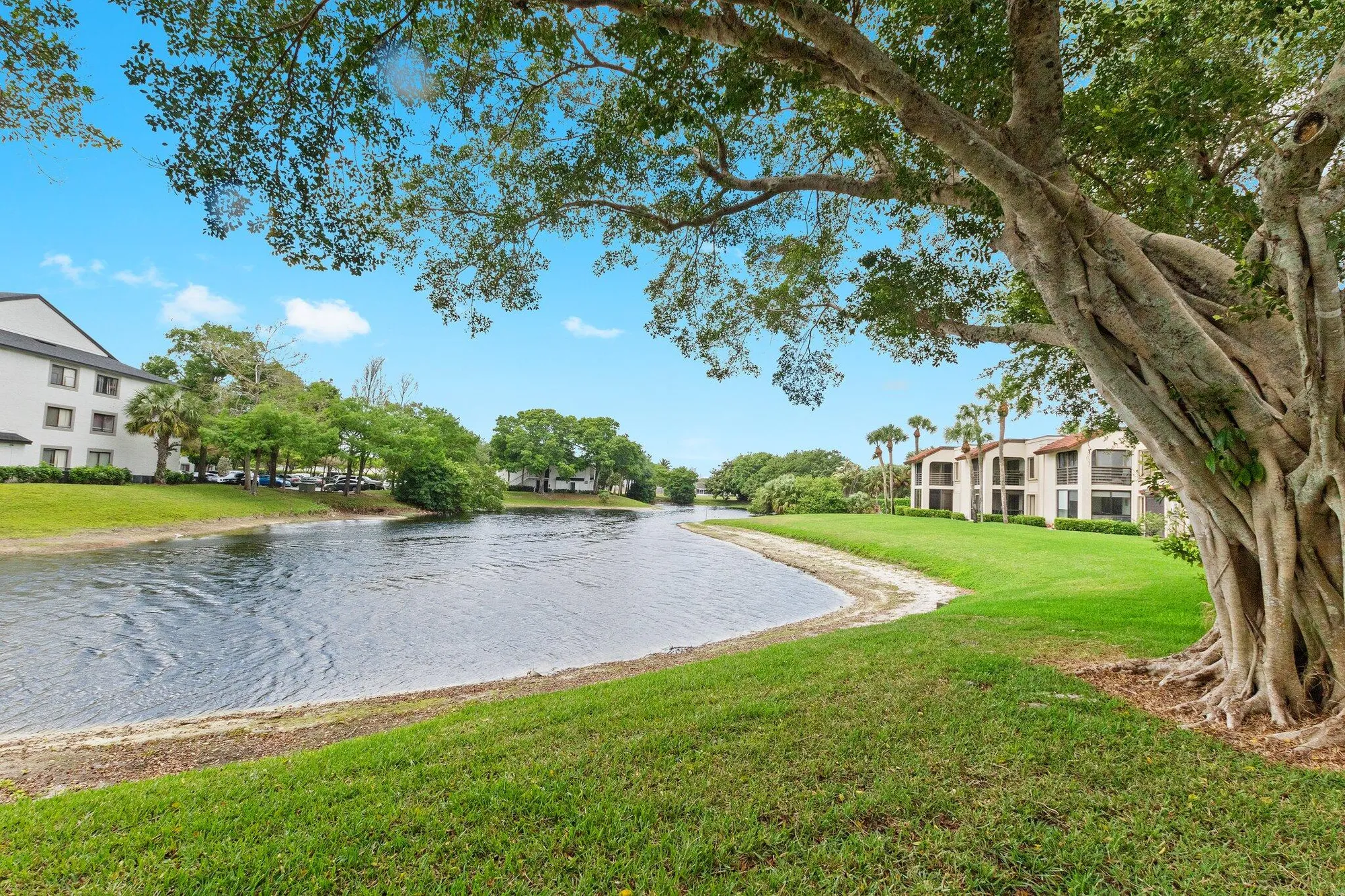 Property Slideshow image 22 of 23 | 5380 cedar lake dr 304, Boynton Beach, FL, 33437
