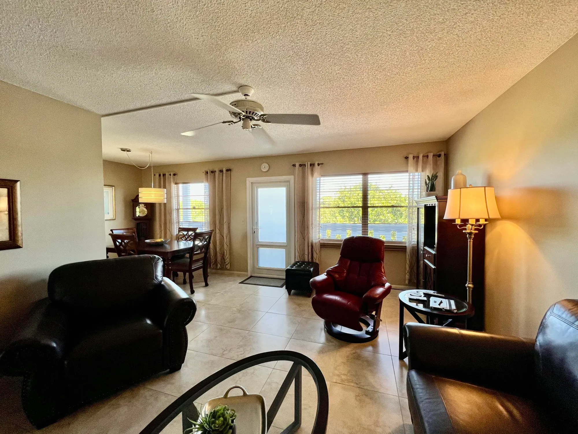 Property Slideshow image 13 of 52 | 4015 islewood d, Deerfield Beach, FL, 33442