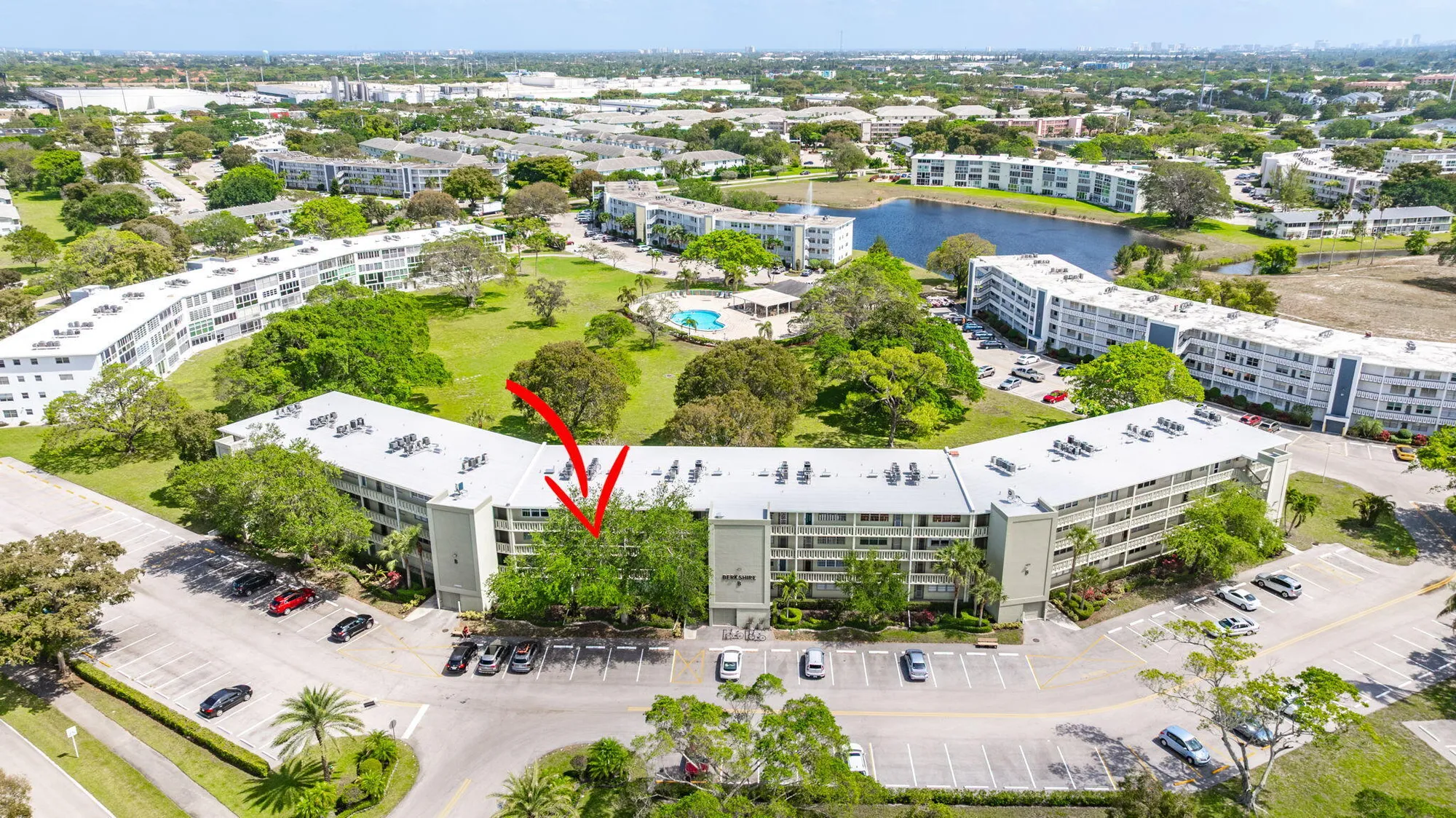 Property Slideshow image 27 of 79 | 3028 berkshire b, Deerfield Beach, FL, 33442