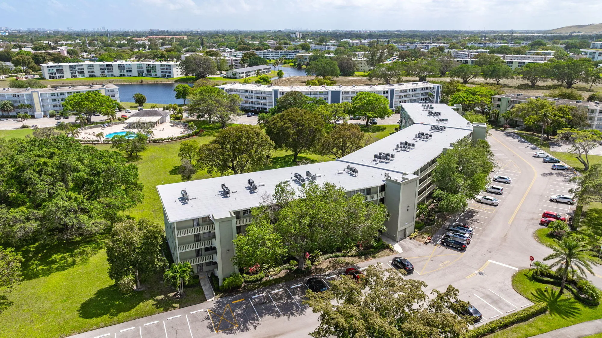 Property Slideshow image 24 of 79 | 3028 berkshire b, Deerfield Beach, FL, 33442