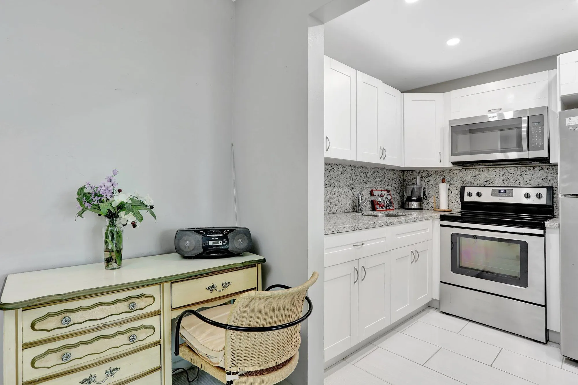 Property Slideshow image 4 of 79 | 3028 berkshire b, Deerfield Beach, FL, 33442