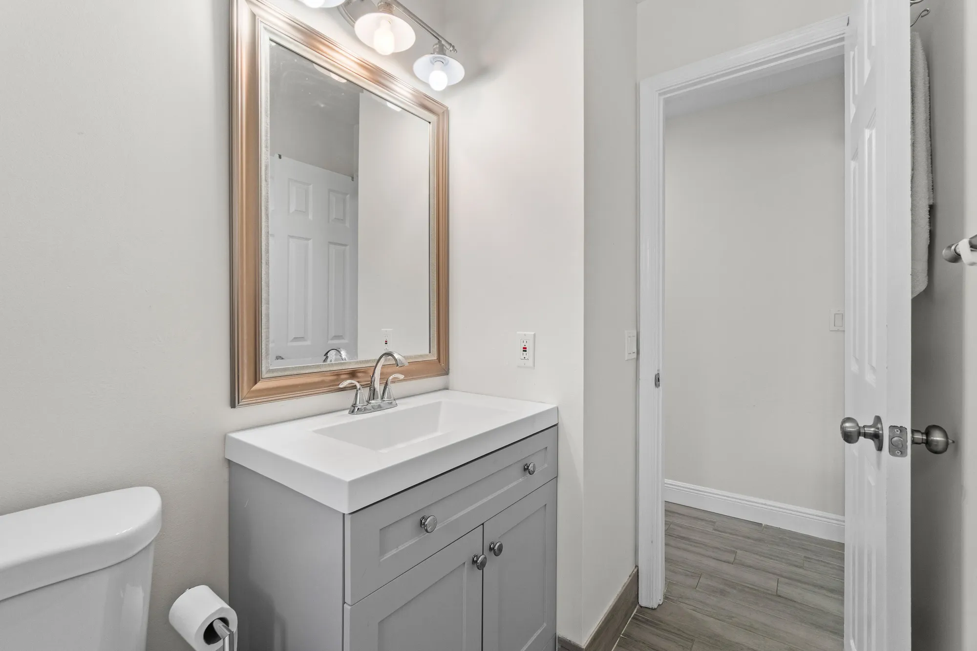 Property Slideshow image 19 of 32 | 9975 ligustrum tree way b, Boynton Beach, FL, 33436