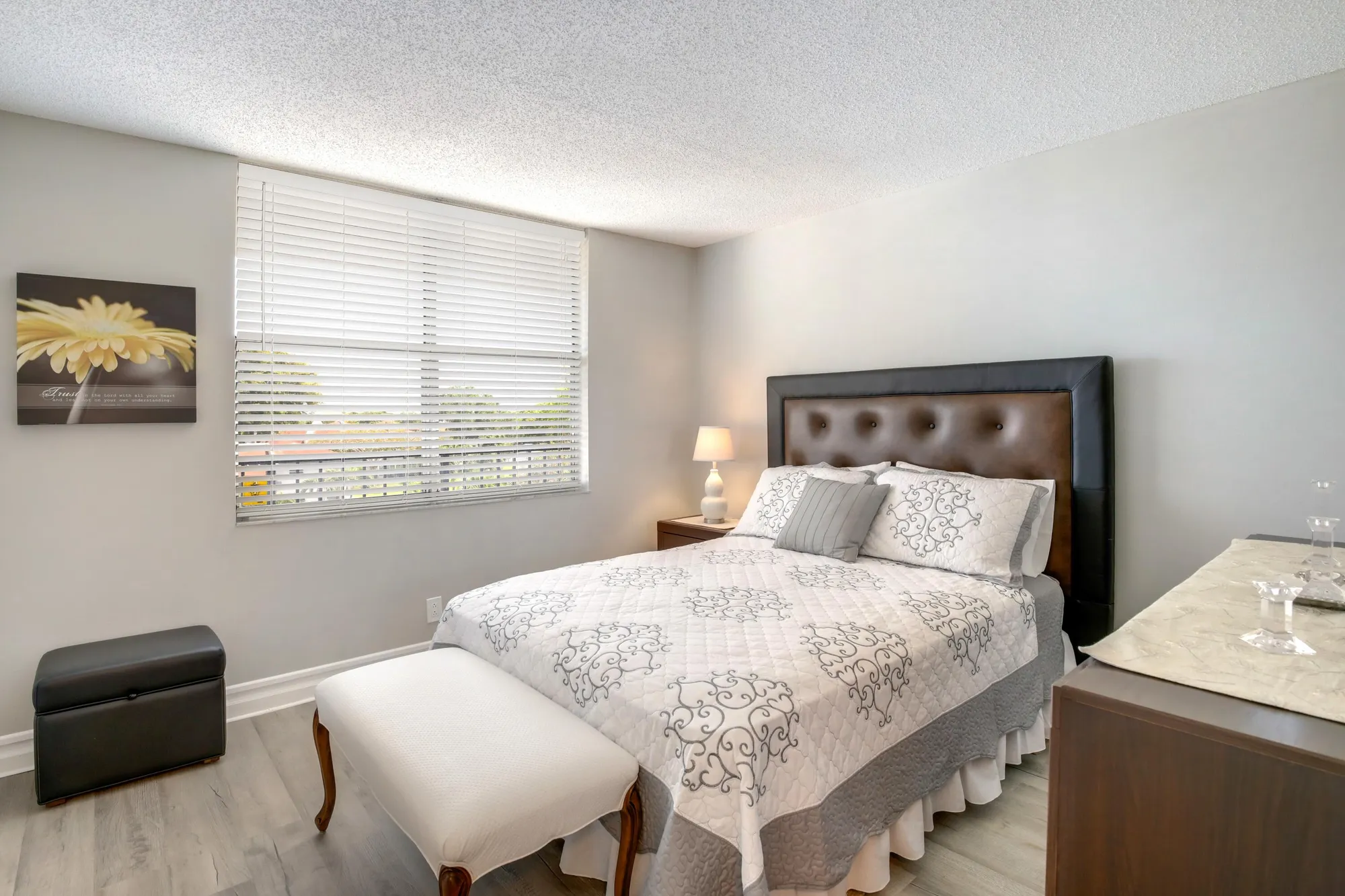 Property Slideshow image 5 of 35 | 6675 s oriole 4030 blvd 4030, Delray Beach, FL, 33446