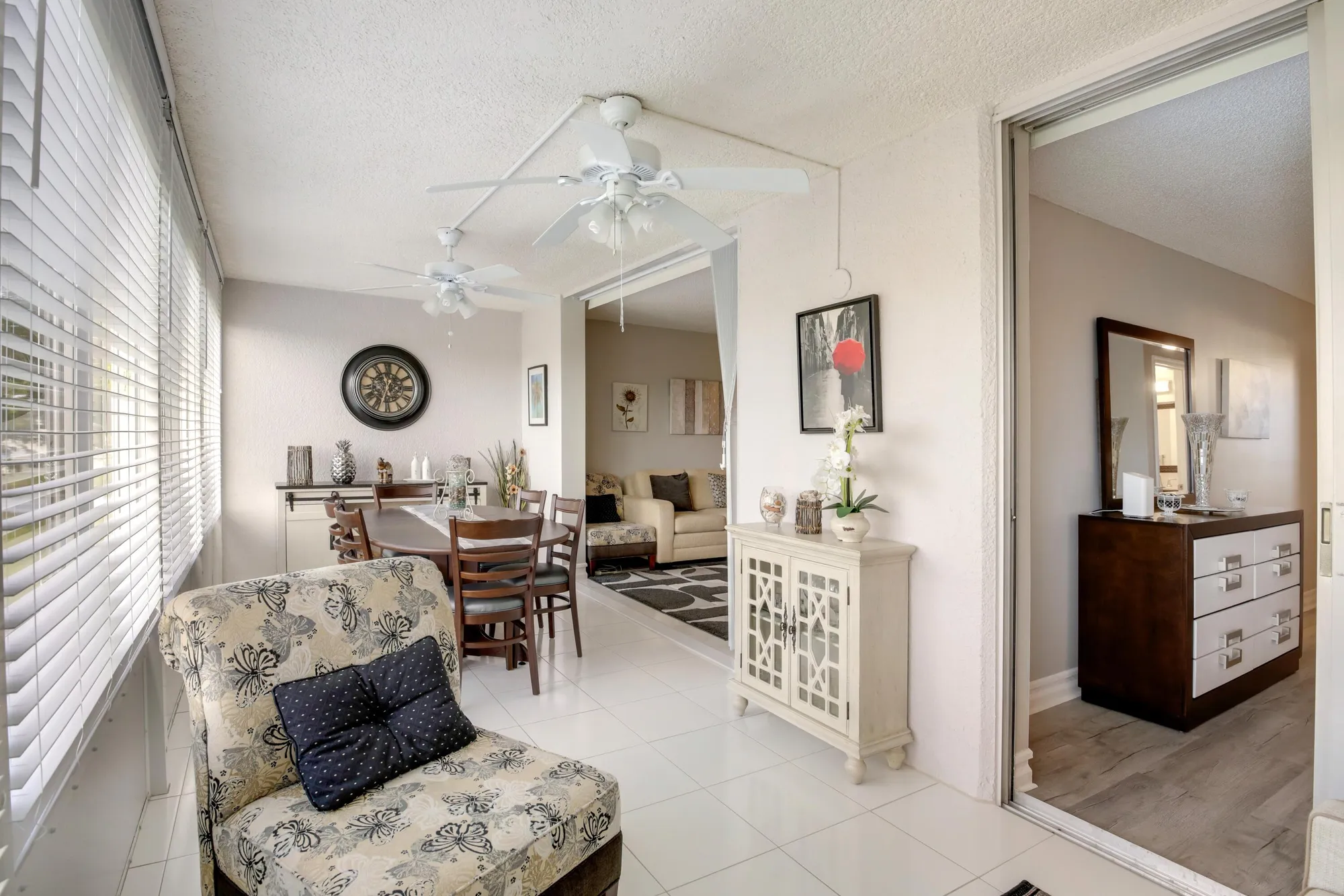 Property Slideshow image 11 of 35 | 6675 s oriole 4030 blvd 4030, Delray Beach, FL, 33446