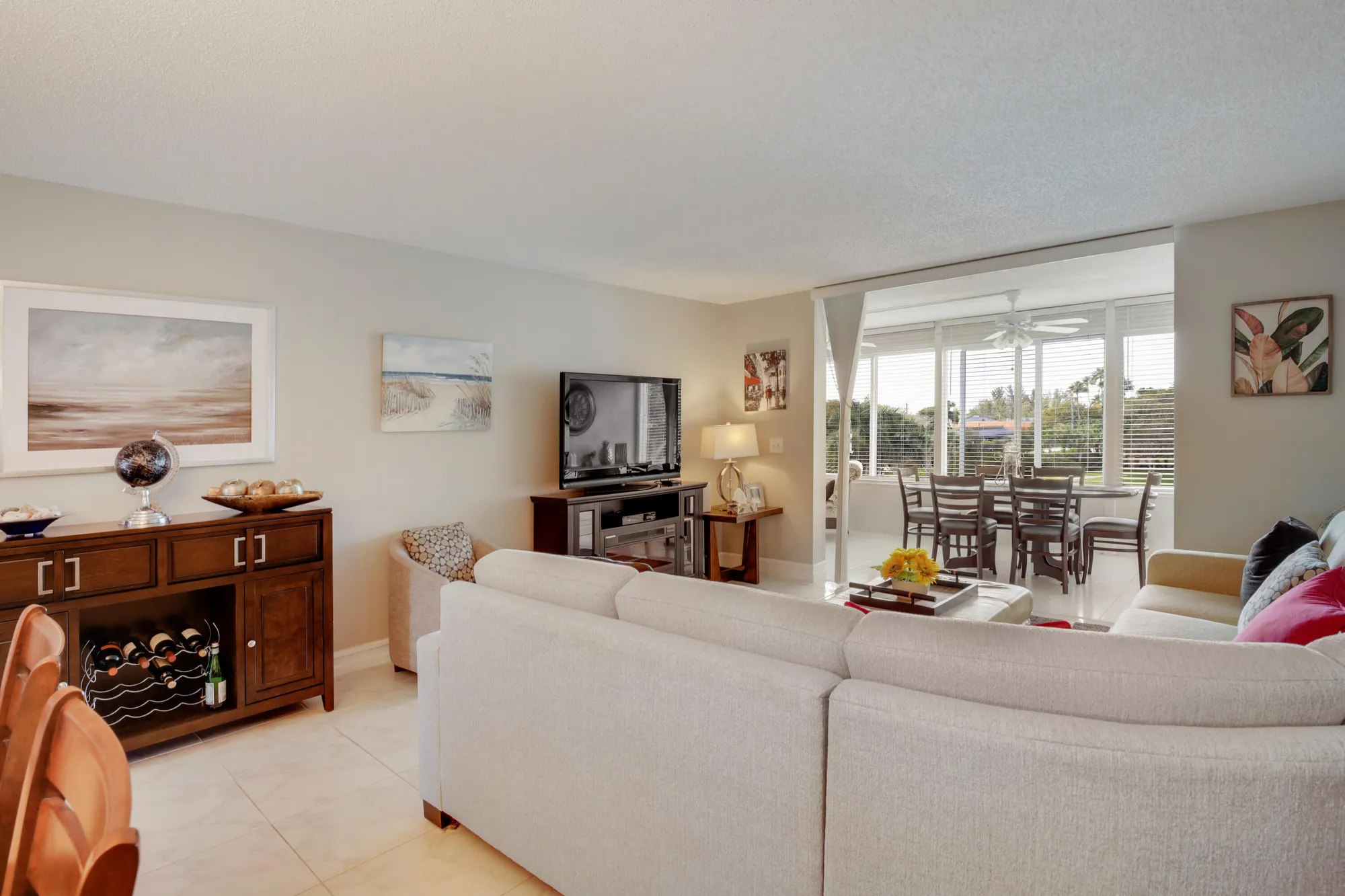 Property Slideshow image 14 of 35 | 6675 s oriole 4030 blvd 4030, Delray Beach, FL, 33446