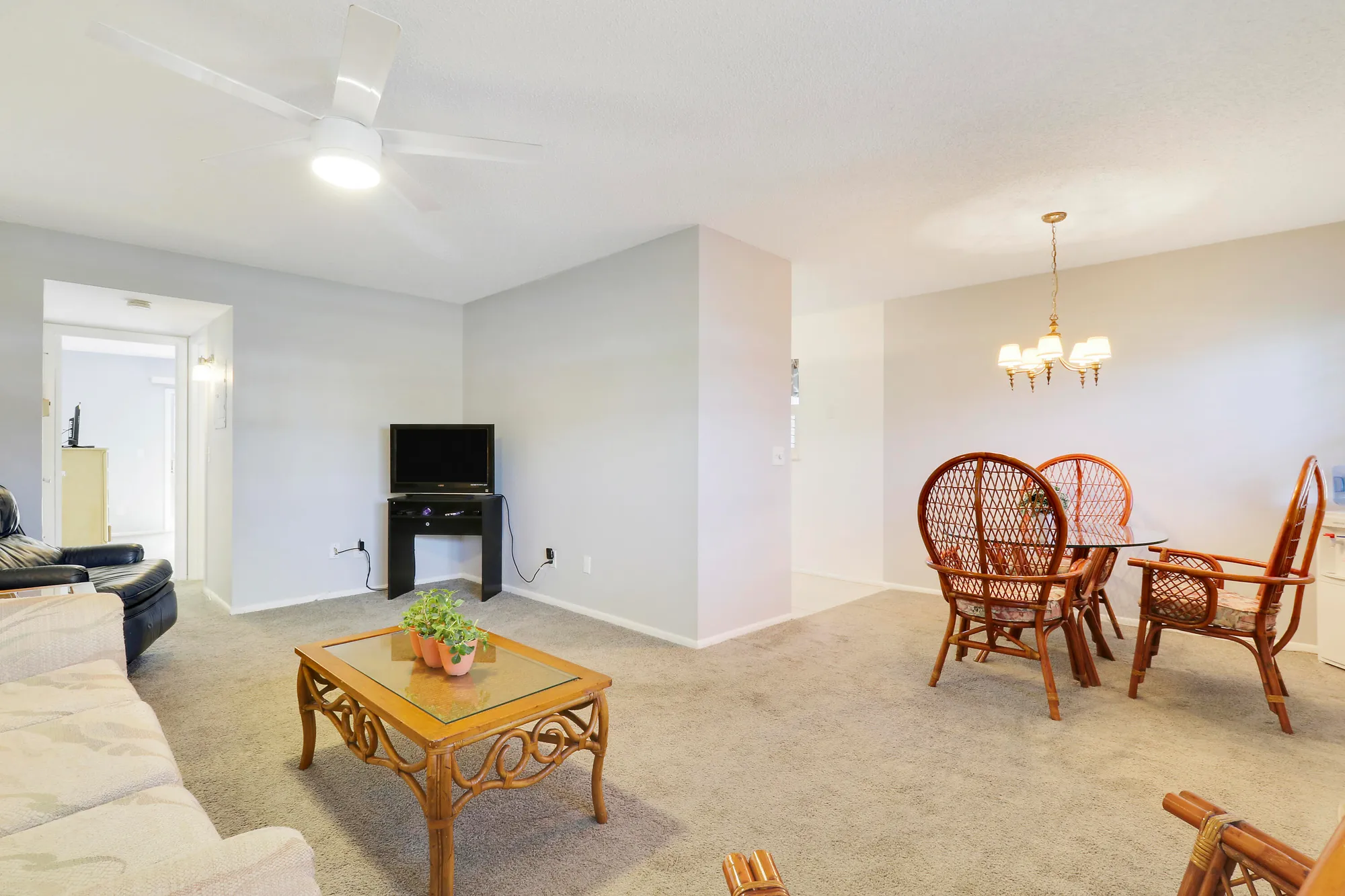 Property Slideshow image 7 of 25 | 1225 nw 21st st 3405, Stuart, FL, 34994