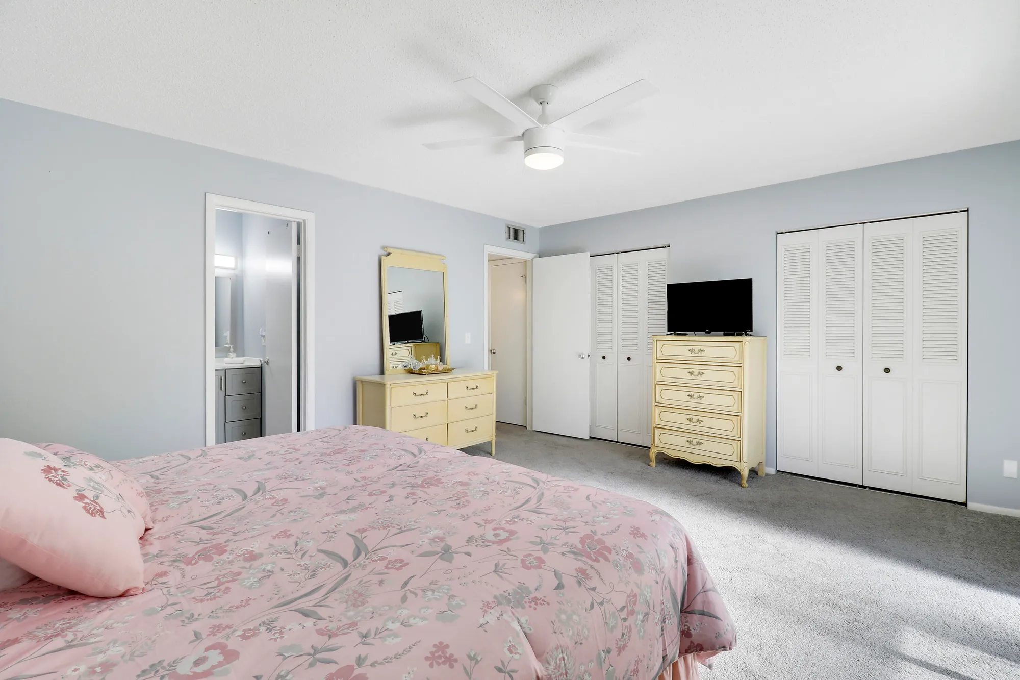 Property Slideshow image 17 of 25 | 1225 nw 21st st 3405, Stuart, FL, 34994