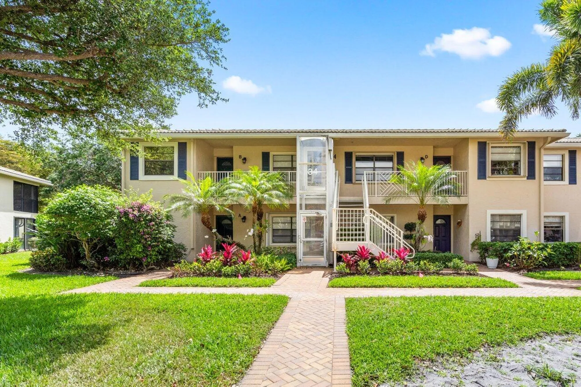 Property Slideshow image 1 of 38 | 34 stratford ln c, Boynton Beach, FL, 33436