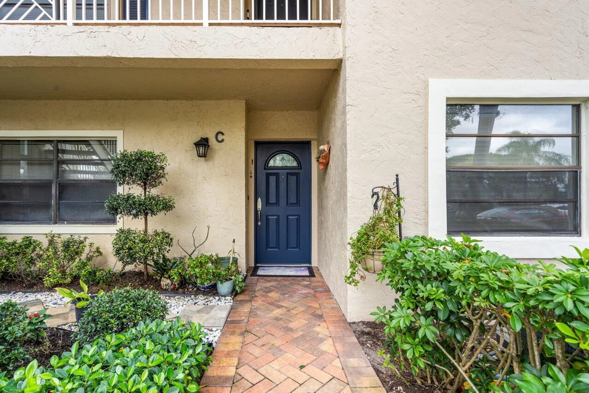 Property Slideshow image 4 of 38 | 34 stratford ln c, Boynton Beach, FL, 33436