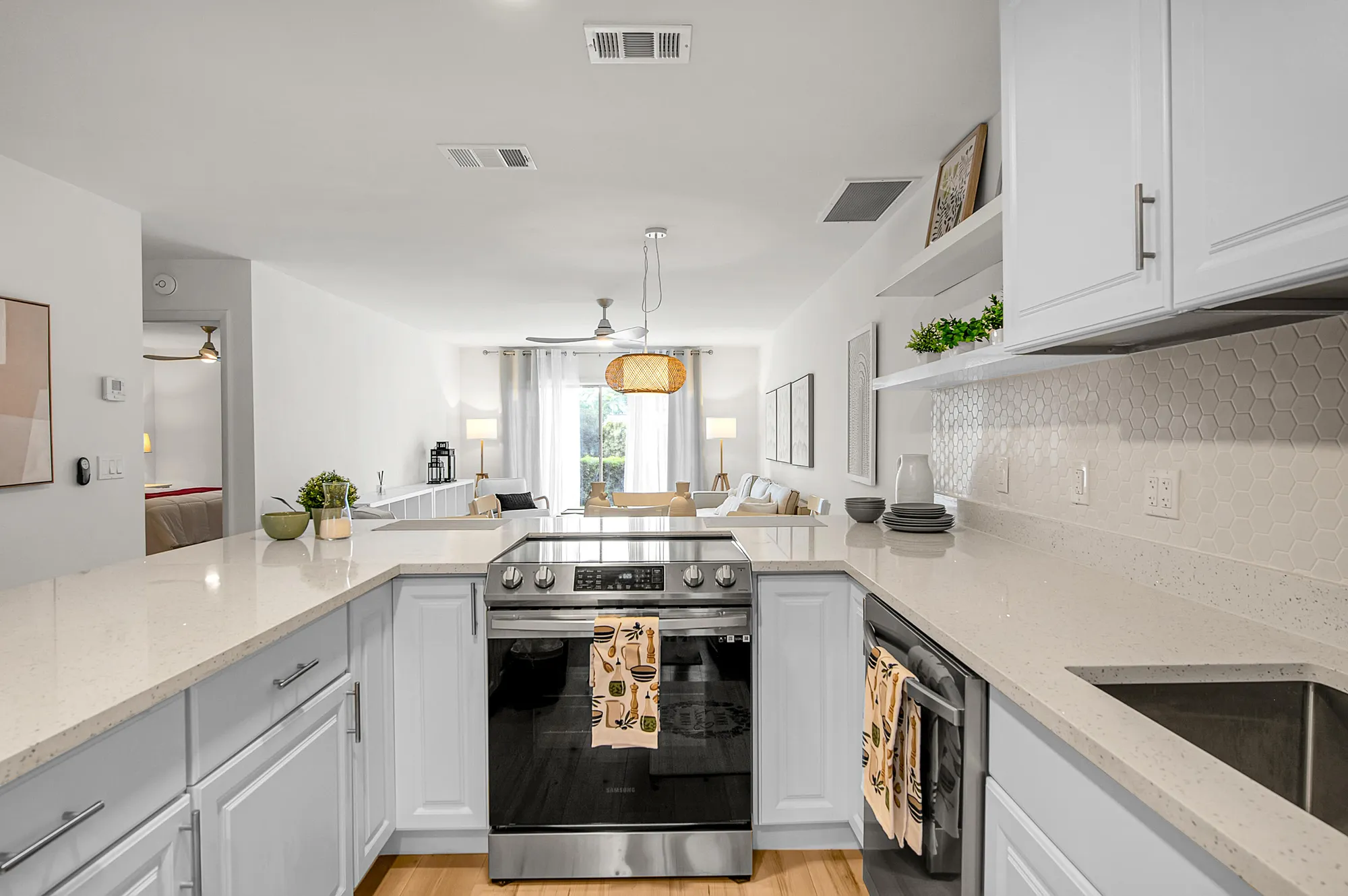 Property Slideshow image 5 of 59 | 8799 bella vista dr # 2780, Boca Raton, FL, 33433