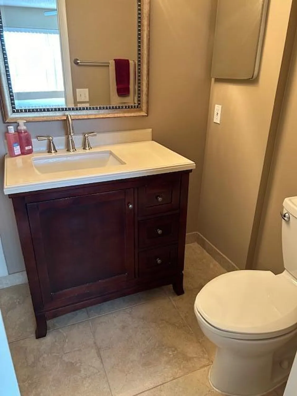 Property Slideshow image 11 of 40 | 140 lake nancy ln apt 213, West Palm Beach, FL, 33411