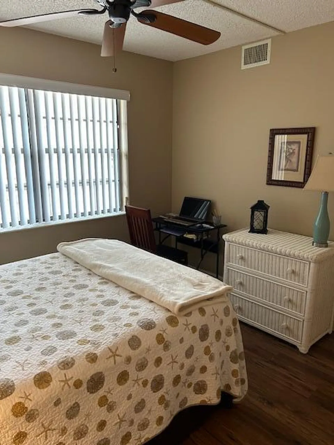 Property Slideshow image 15 of 40 | 140 lake nancy ln apt 213, West Palm Beach, FL, 33411