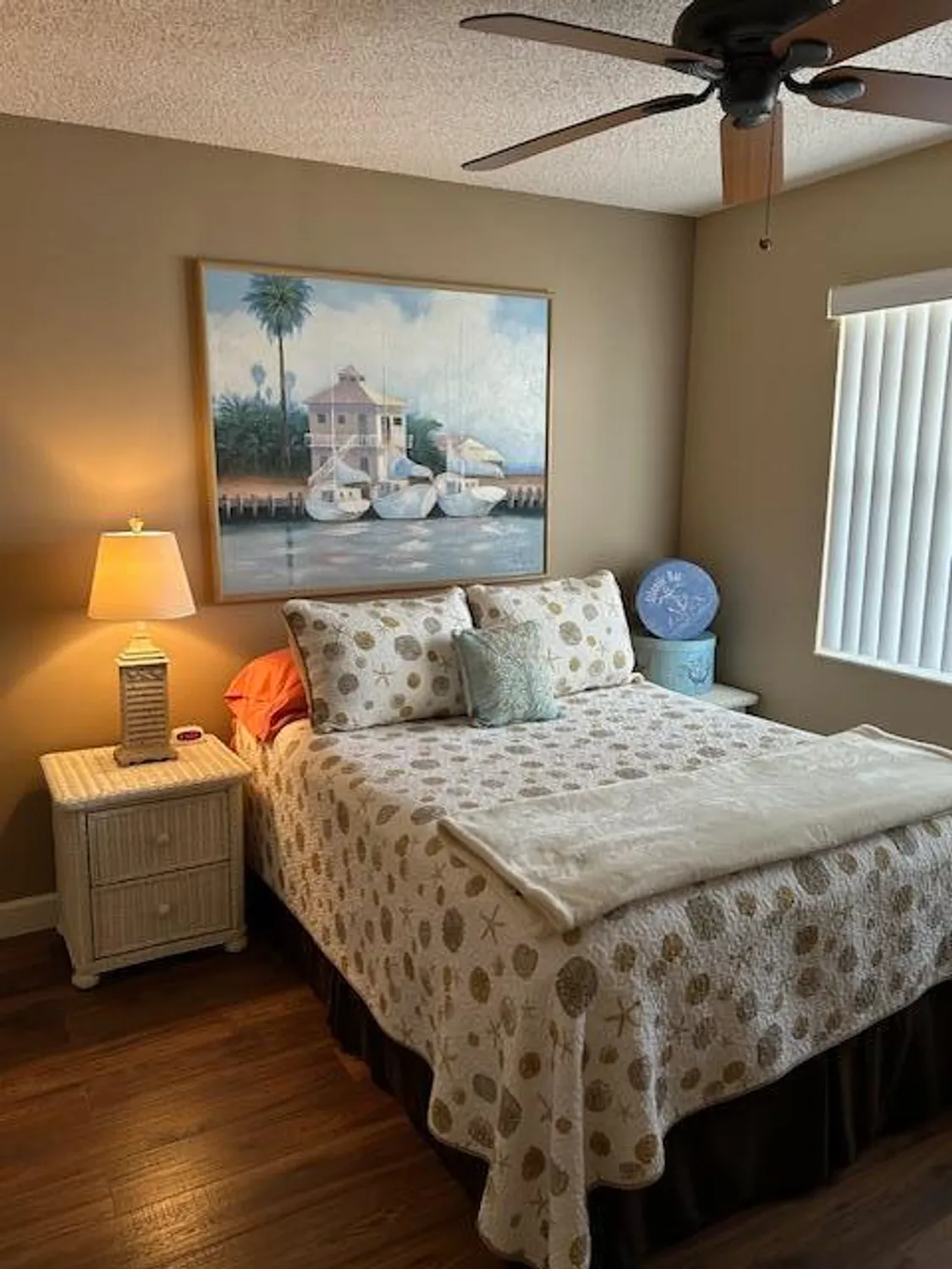 Property Slideshow image 14 of 40 | 140 lake nancy ln apt 213, West Palm Beach, FL, 33411