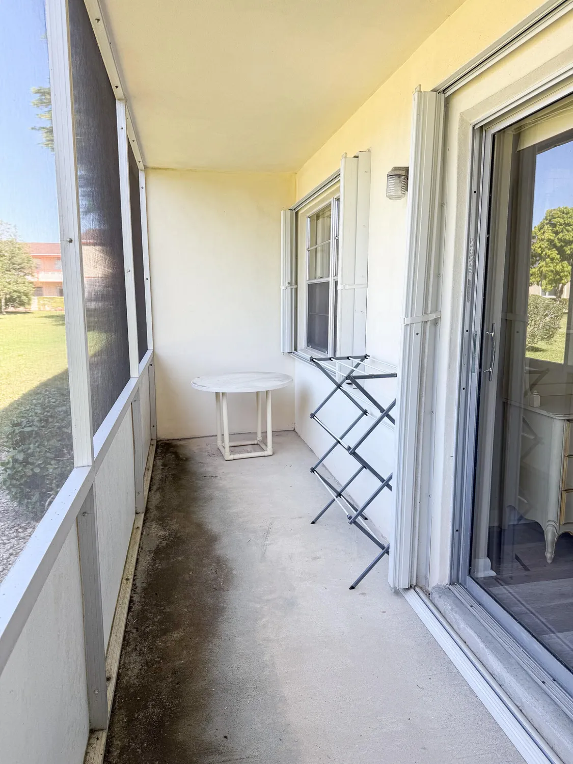 Property Slideshow image 10 of 11 | 161 kent j, West Palm Beach, FL, 33417