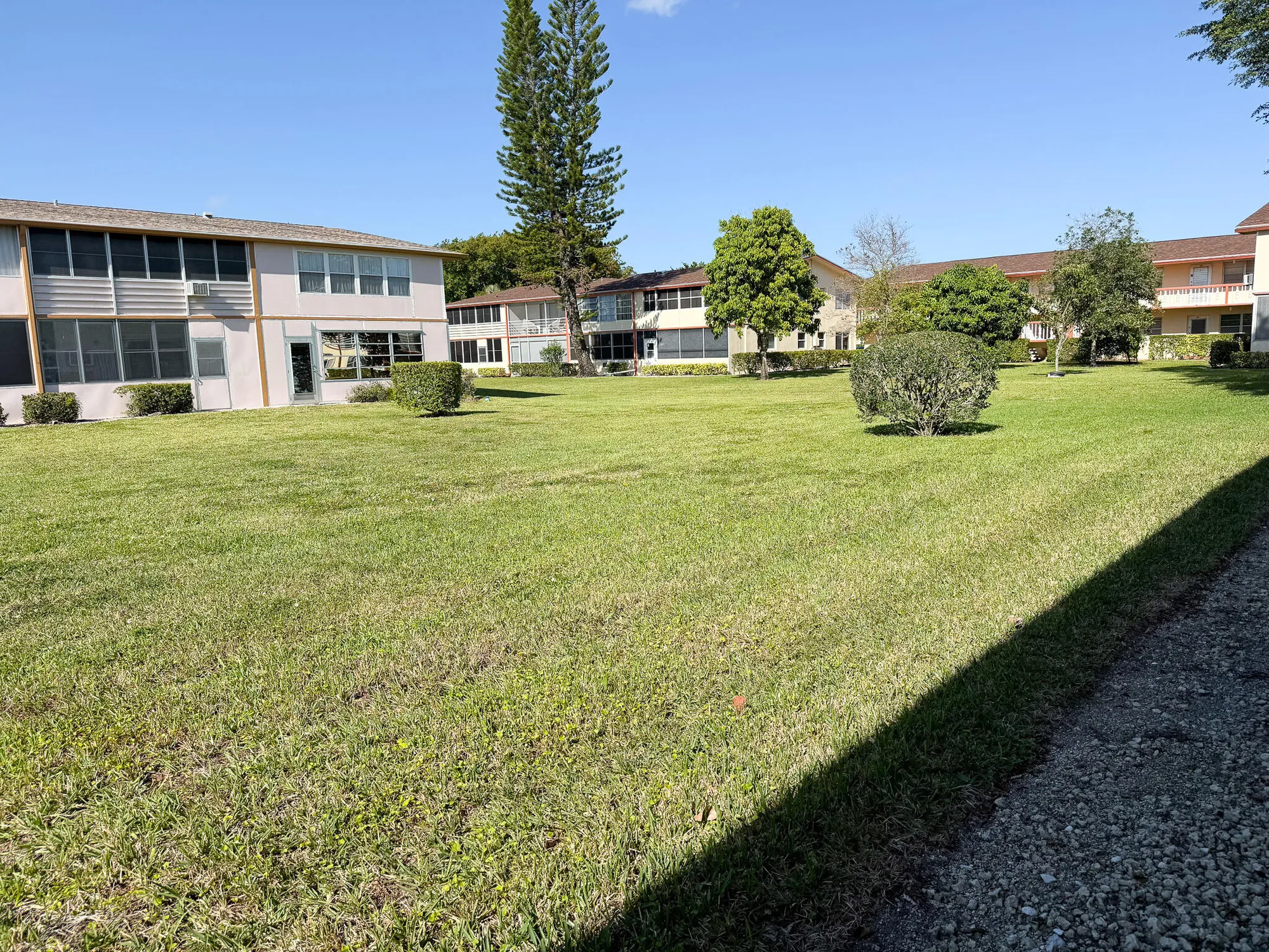 Property Slideshow image 11 of 11 | 161 kent j, West Palm Beach, FL, 33417