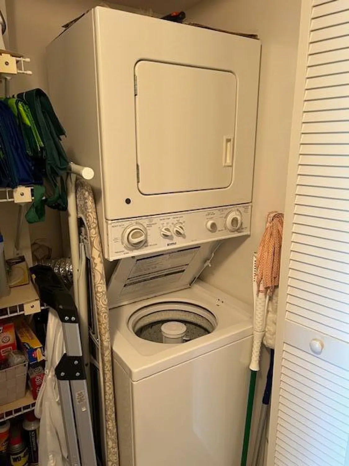 Property Slideshow image 20 of 40 | 140 lake nancy ln apt 213, West Palm Beach, FL, 33411