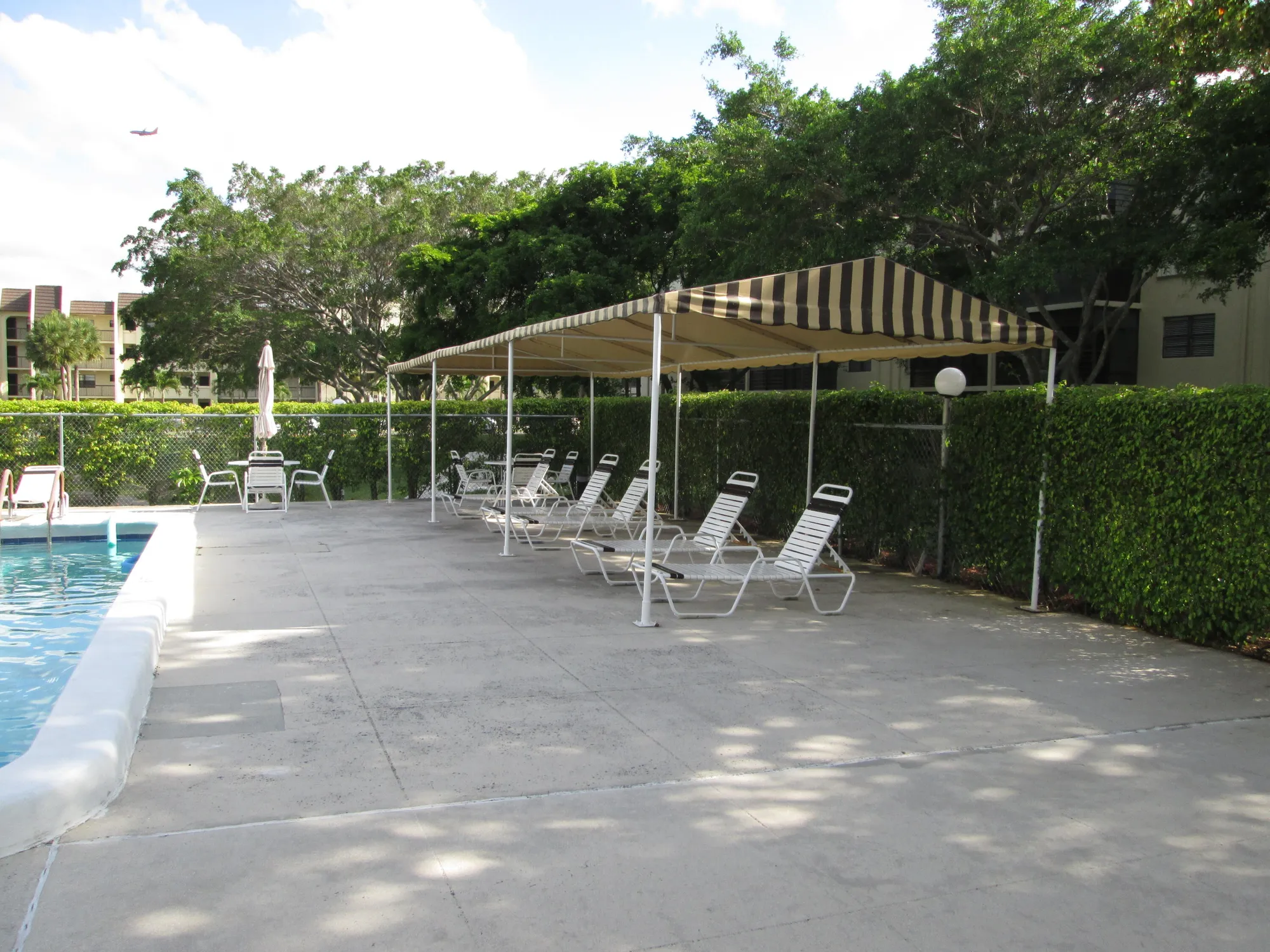 Property Slideshow image 27 of 40 | 140 lake nancy ln apt 213, West Palm Beach, FL, 33411