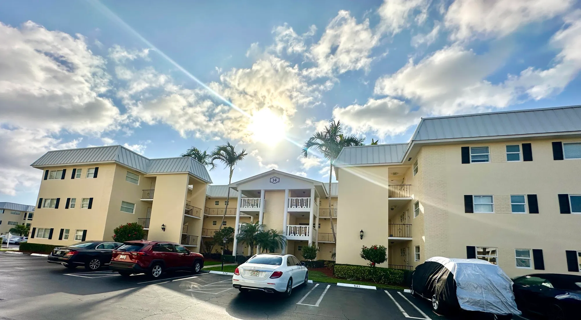 Property Slideshow image 27 of 49 | 14 colonial club dr apt 102, Boynton Beach, FL, 33435