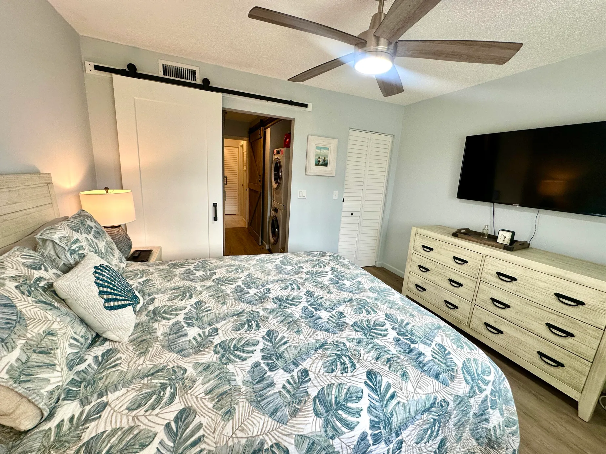 Property Slideshow image 11 of 49 | 14 colonial club dr apt 102, Boynton Beach, FL, 33435