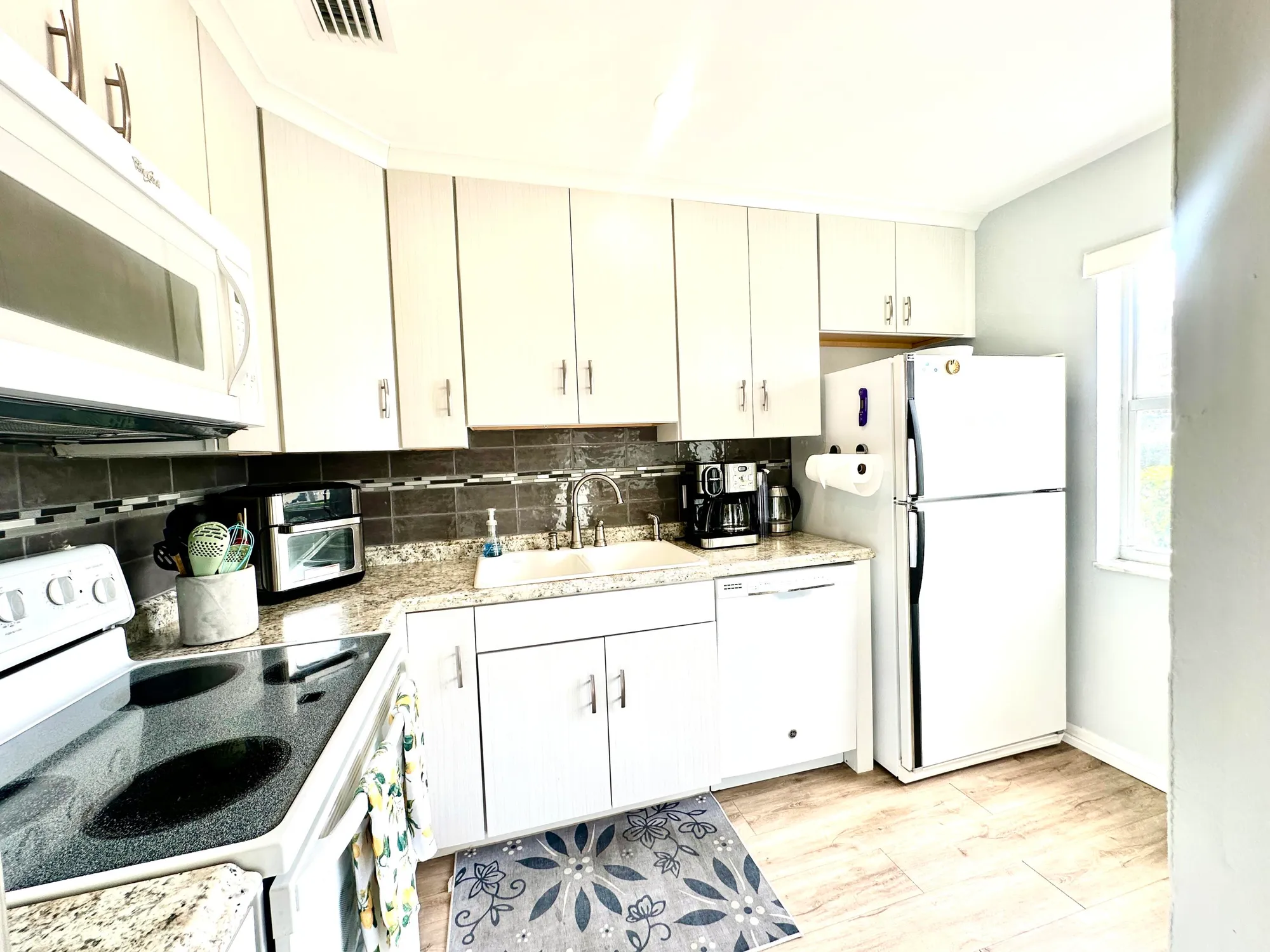 Property Slideshow image 9 of 49 | 14 colonial club dr apt 102, Boynton Beach, FL, 33435