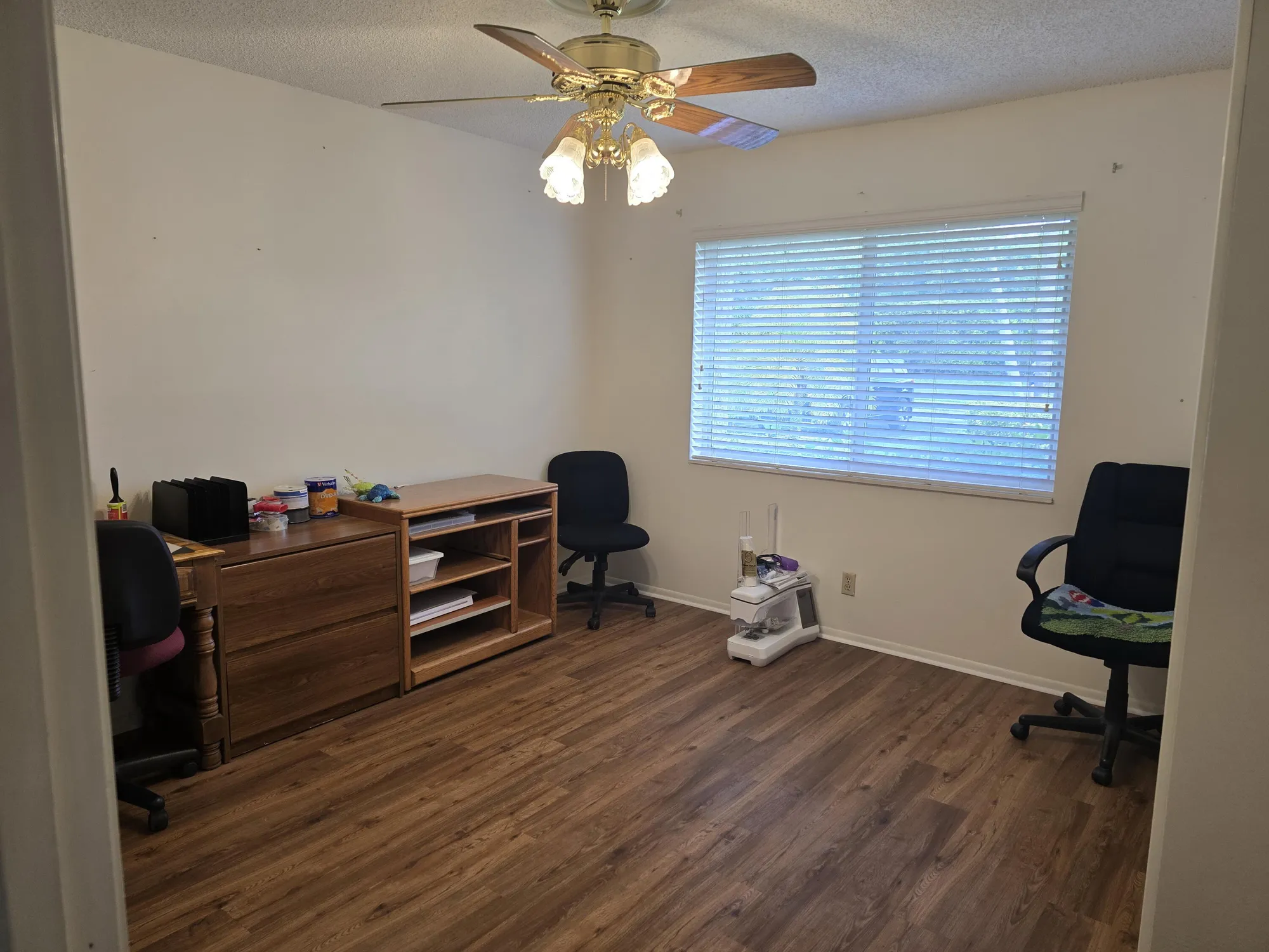 Property Slideshow image 13 of 38 | 222 lake constance dr, West Palm Beach, FL, 33411