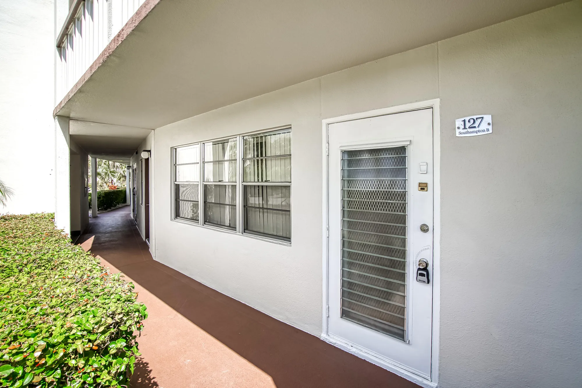 Property Slideshow image 3 of 46 | 127 southampton b # 127, West Palm Beach, FL, 33417