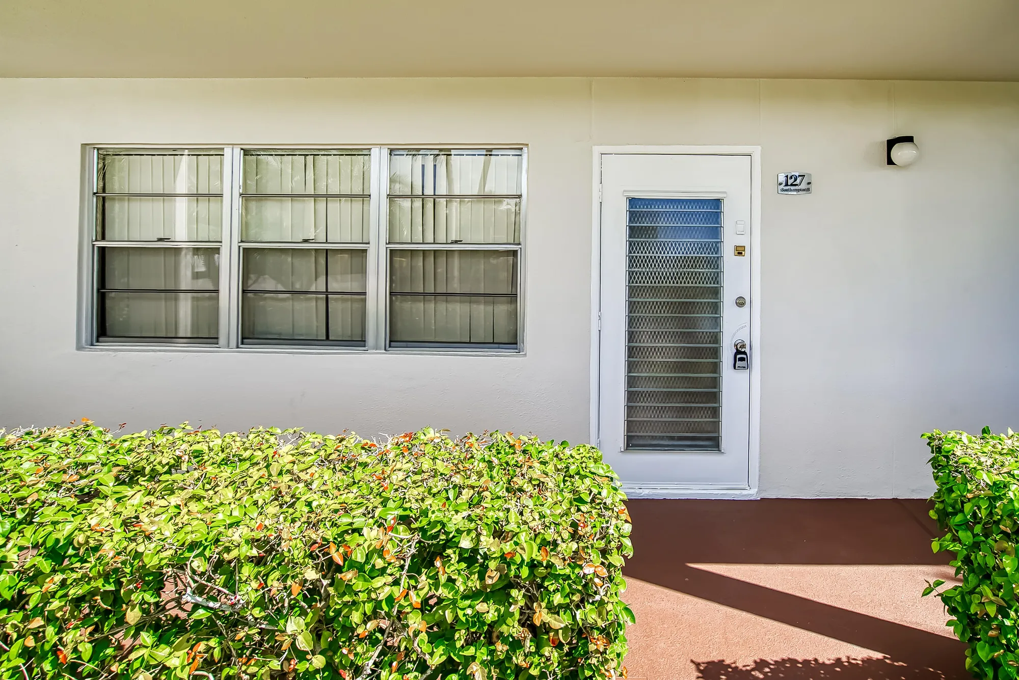 Property Slideshow image 4 of 46 | 127 southampton b # 127, West Palm Beach, FL, 33417