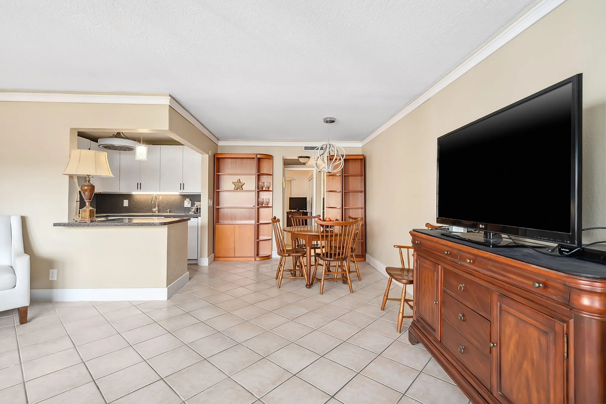 Property Slideshow image 6 of 46 | 127 southampton b # 127, West Palm Beach, FL, 33417
