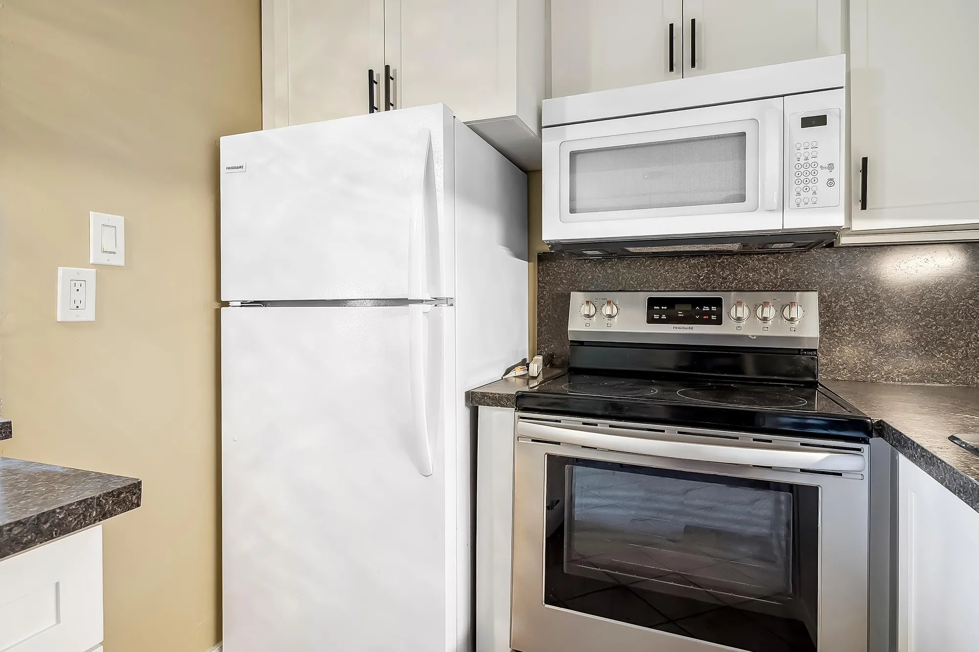 Property Slideshow image 15 of 46 | 127 southampton b # 127, West Palm Beach, FL, 33417