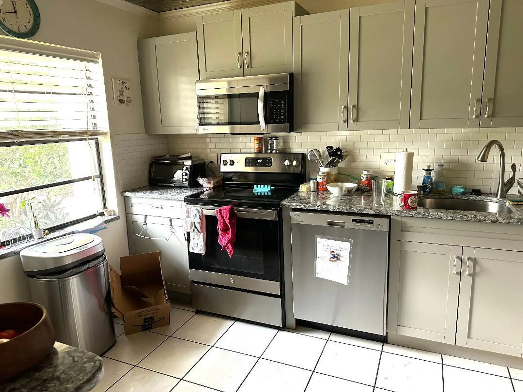 Property Slideshow image 2 of 10 | 21848 arriba real a, Boca Raton, FL, 33433