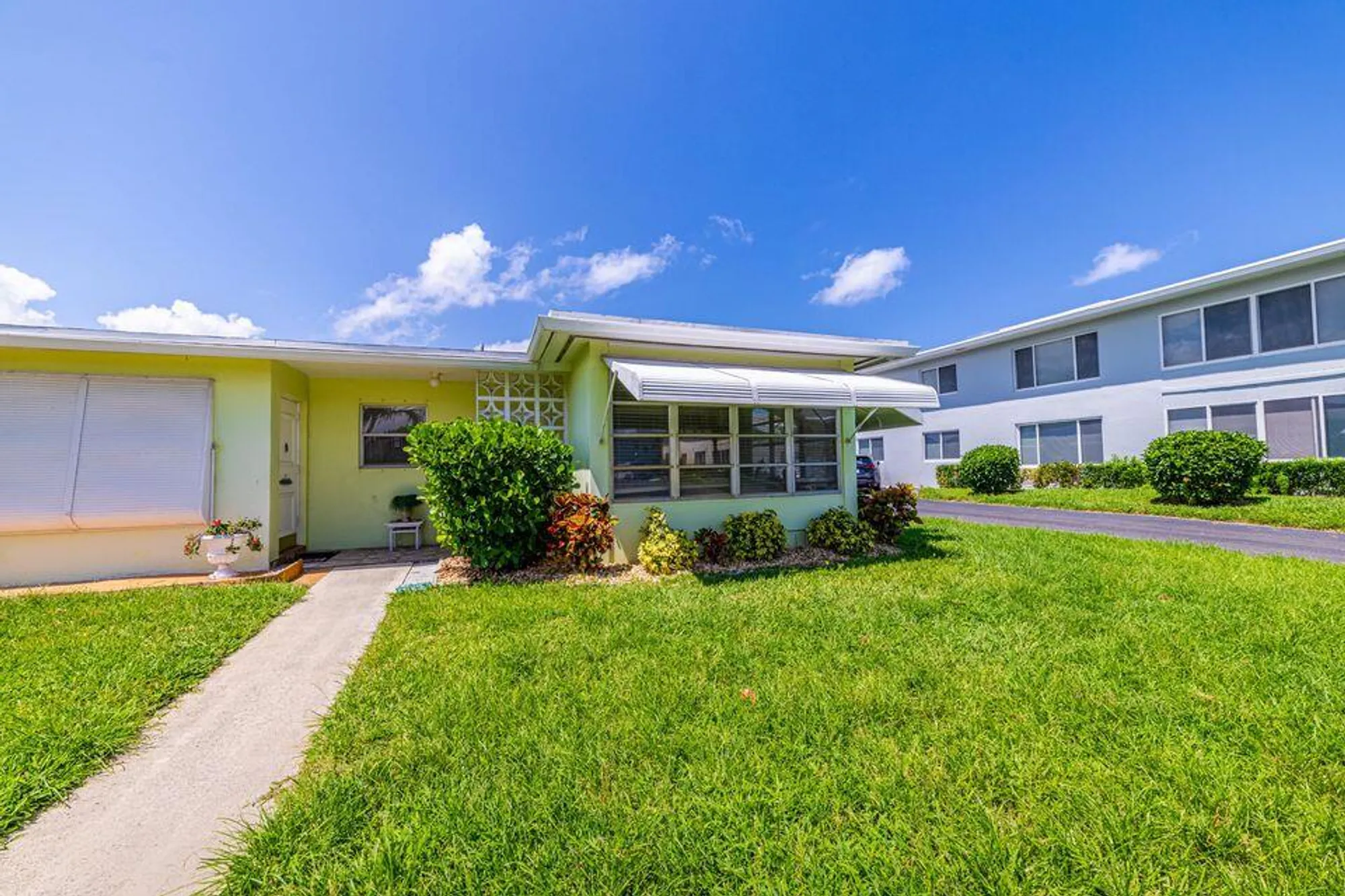 Property Slideshow image 3 of 26 | 235 main blvd d, Boynton Beach, FL, 33435