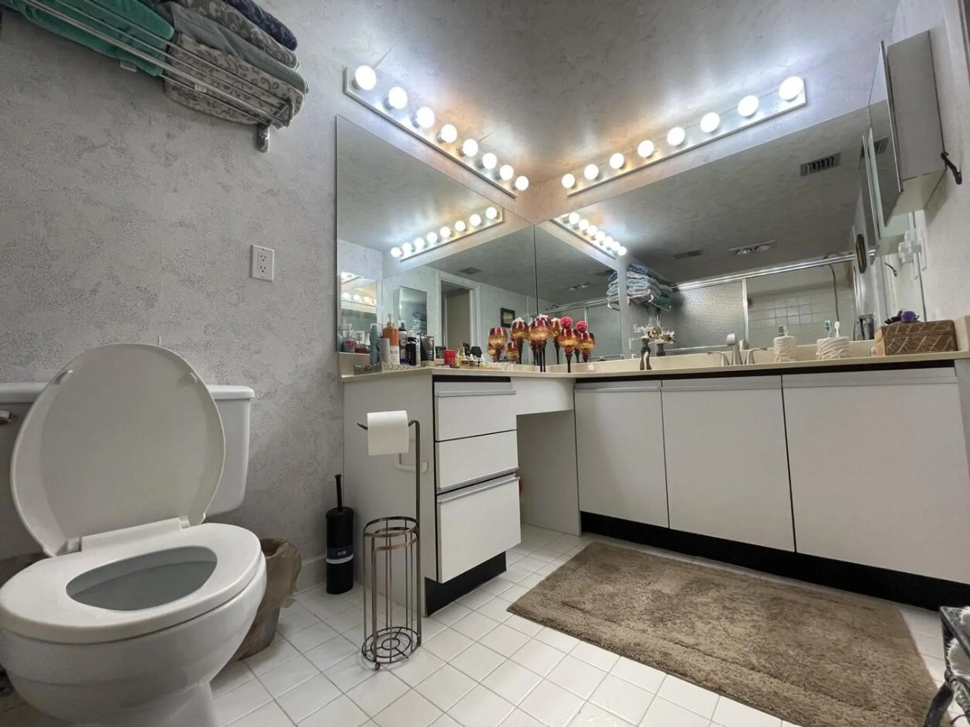 Property Slideshow image 28 of 35 | 11282 green lake dr apt 202, Boynton Beach, FL, 33437