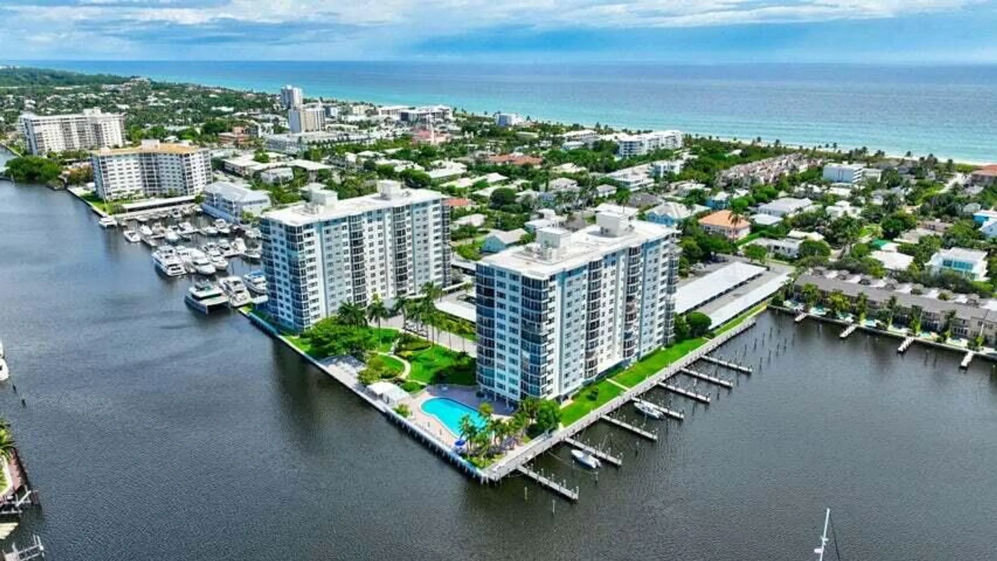 Property Slideshow image 27 of 56 | 220 macfarlane dr s203, Delray Beach, FL, 33483