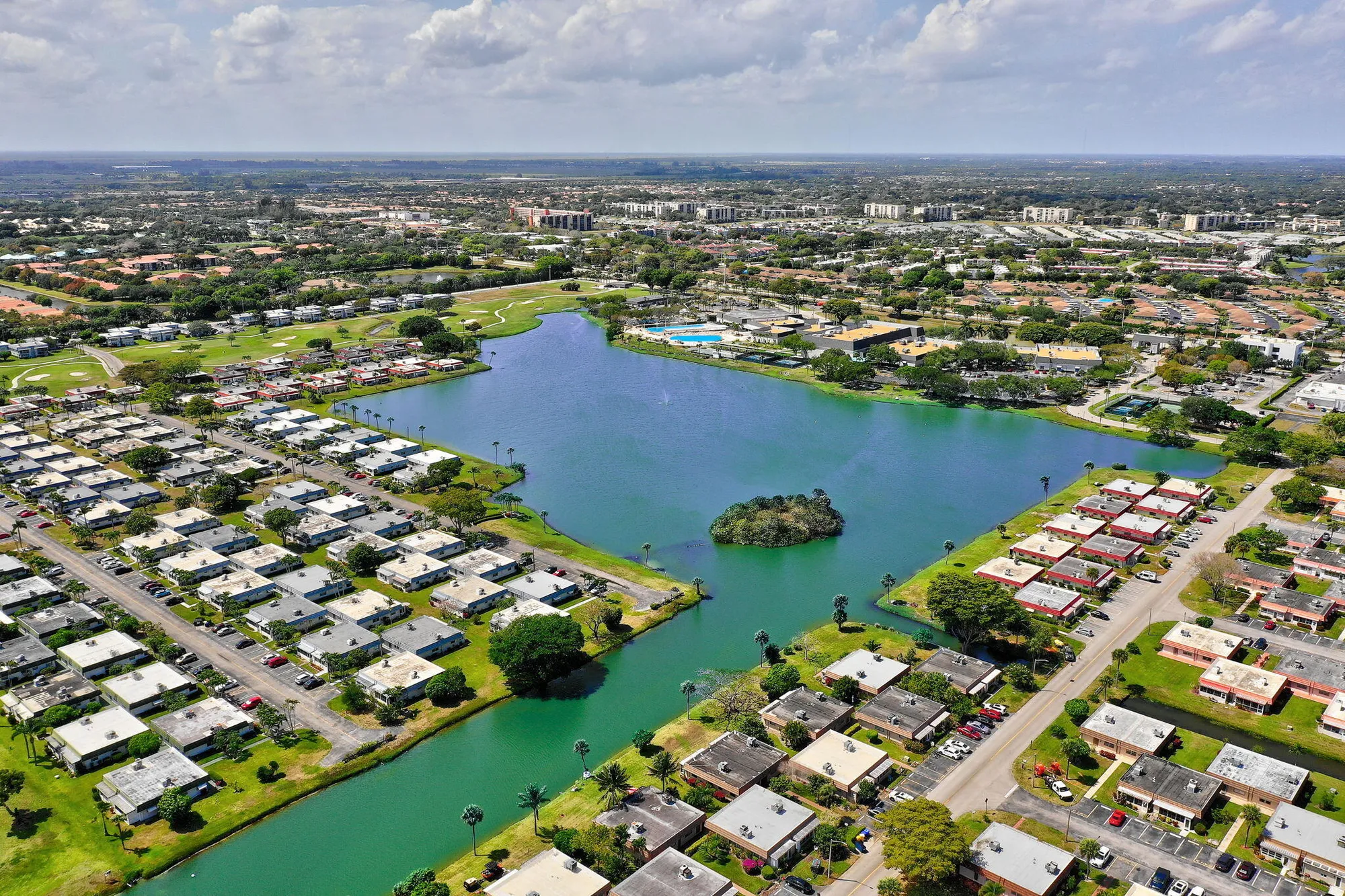 Property Slideshow image 33 of 35 | 8 valencia a, Delray Beach, FL, 33446