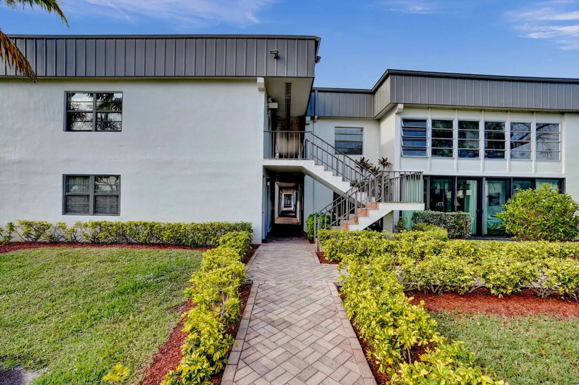 Property Slideshow image 4 of 46 | 475 piedmont j, Delray Beach, FL, 33484