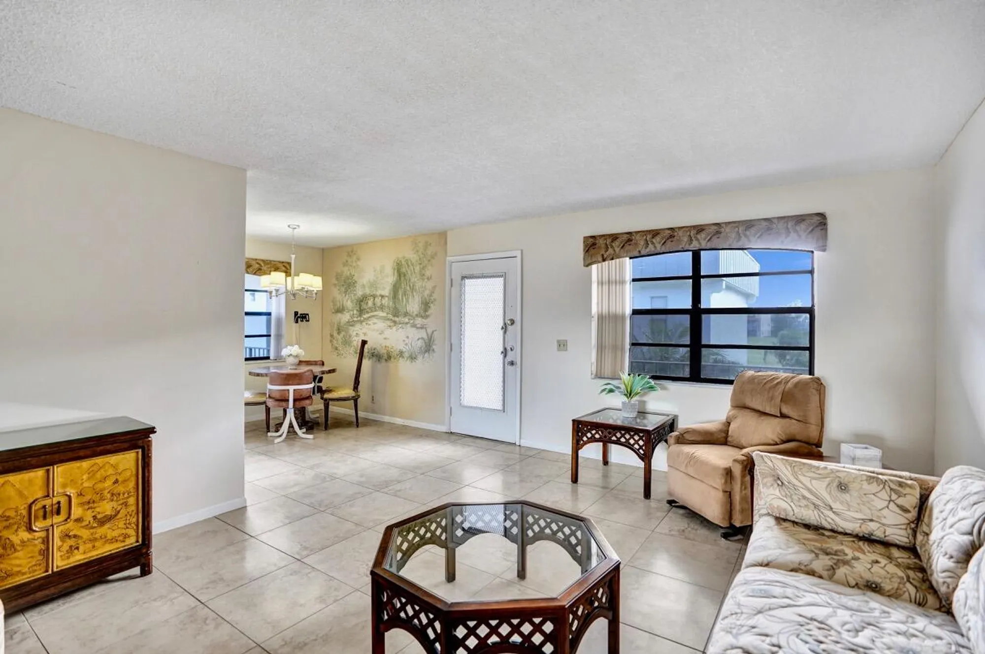 Property Slideshow image 19 of 46 | 475 piedmont j, Delray Beach, FL, 33484