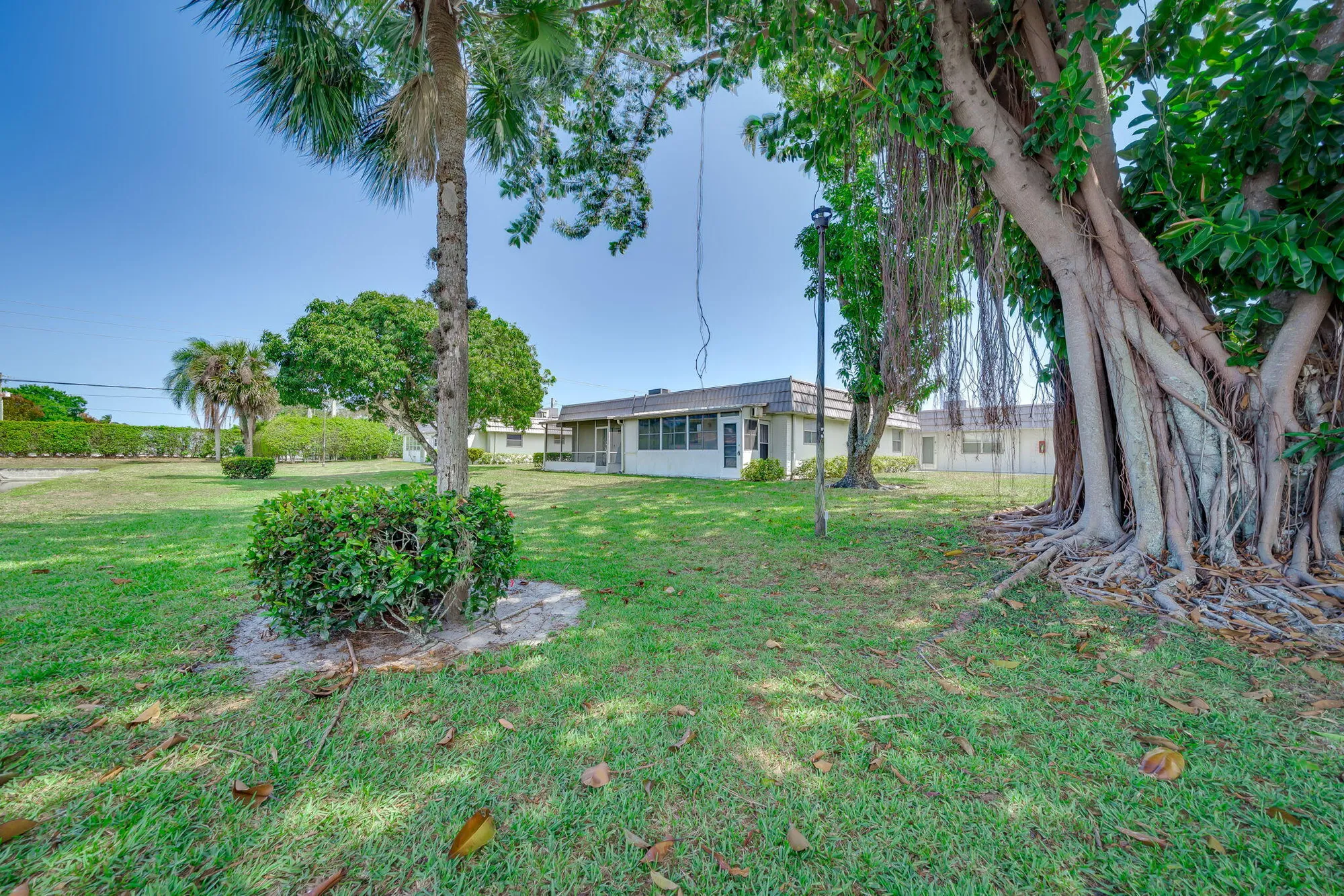 Property Slideshow image 5 of 35 | 8 valencia a, Delray Beach, FL, 33446