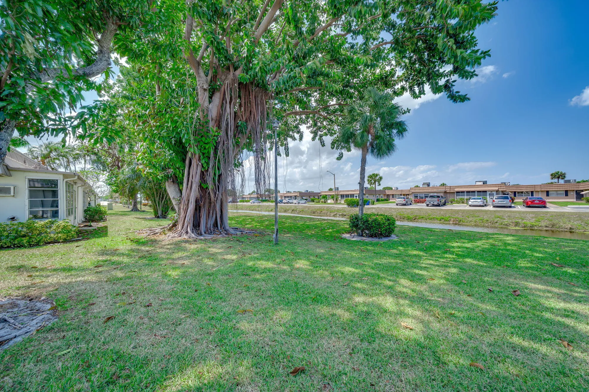 Property Slideshow image 29 of 35 | 8 valencia a, Delray Beach, FL, 33446