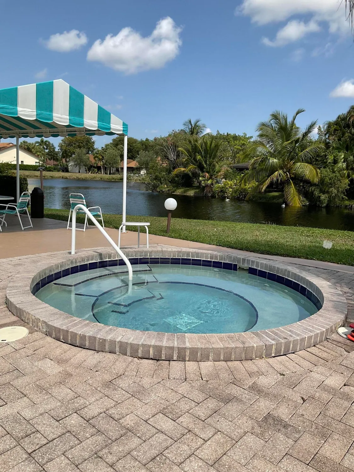 Property Slideshow image 31 of 34 | 3898 vine tree trl b, Lake Worth, FL, 33467