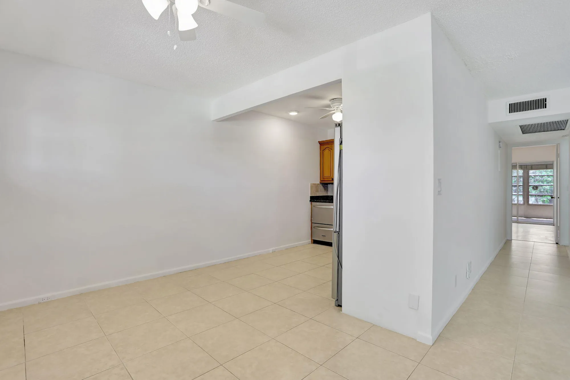 Property Slideshow image 6 of 34 | 3034 oakridge d, Deerfield Beach, FL, 33442
