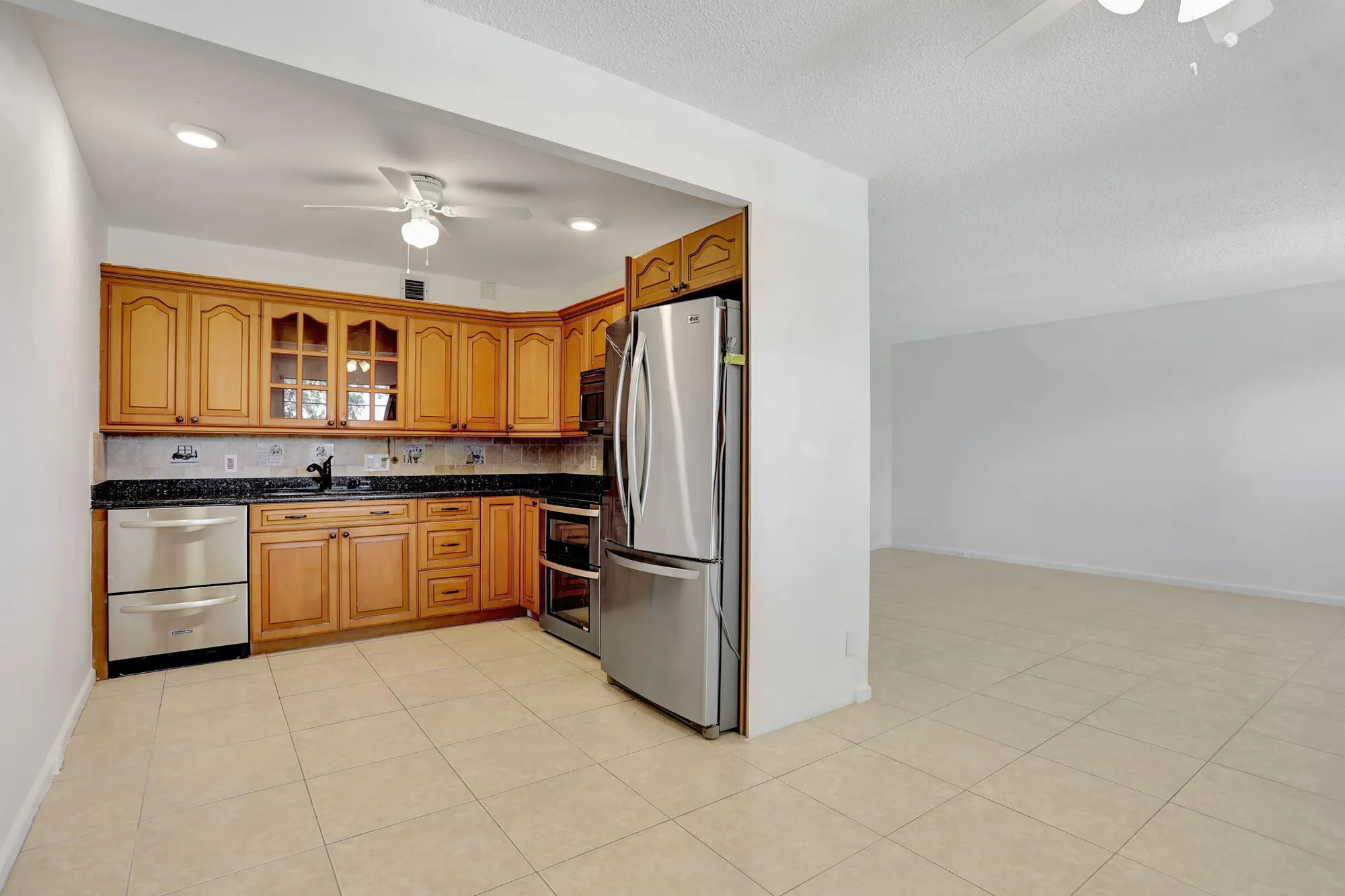 Property Slideshow image 7 of 34 | 3034 oakridge d, Deerfield Beach, FL, 33442