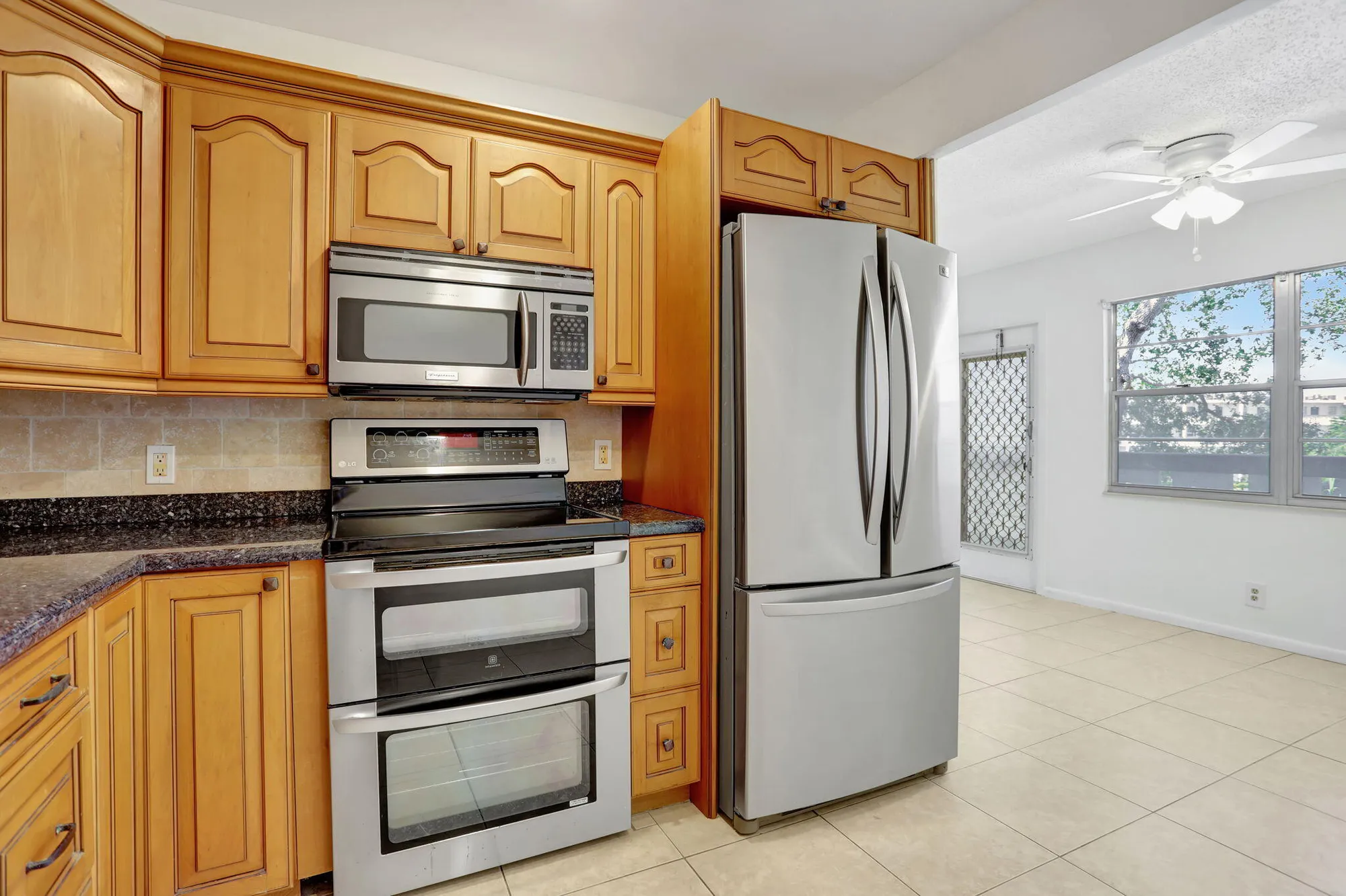 Property Slideshow image 9 of 34 | 3034 oakridge d, Deerfield Beach, FL, 33442