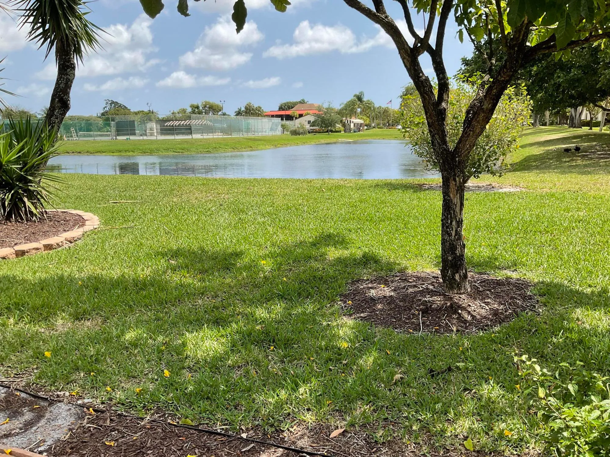 Property Slideshow image 26 of 34 | 3898 vine tree trl b, Lake Worth, FL, 33467