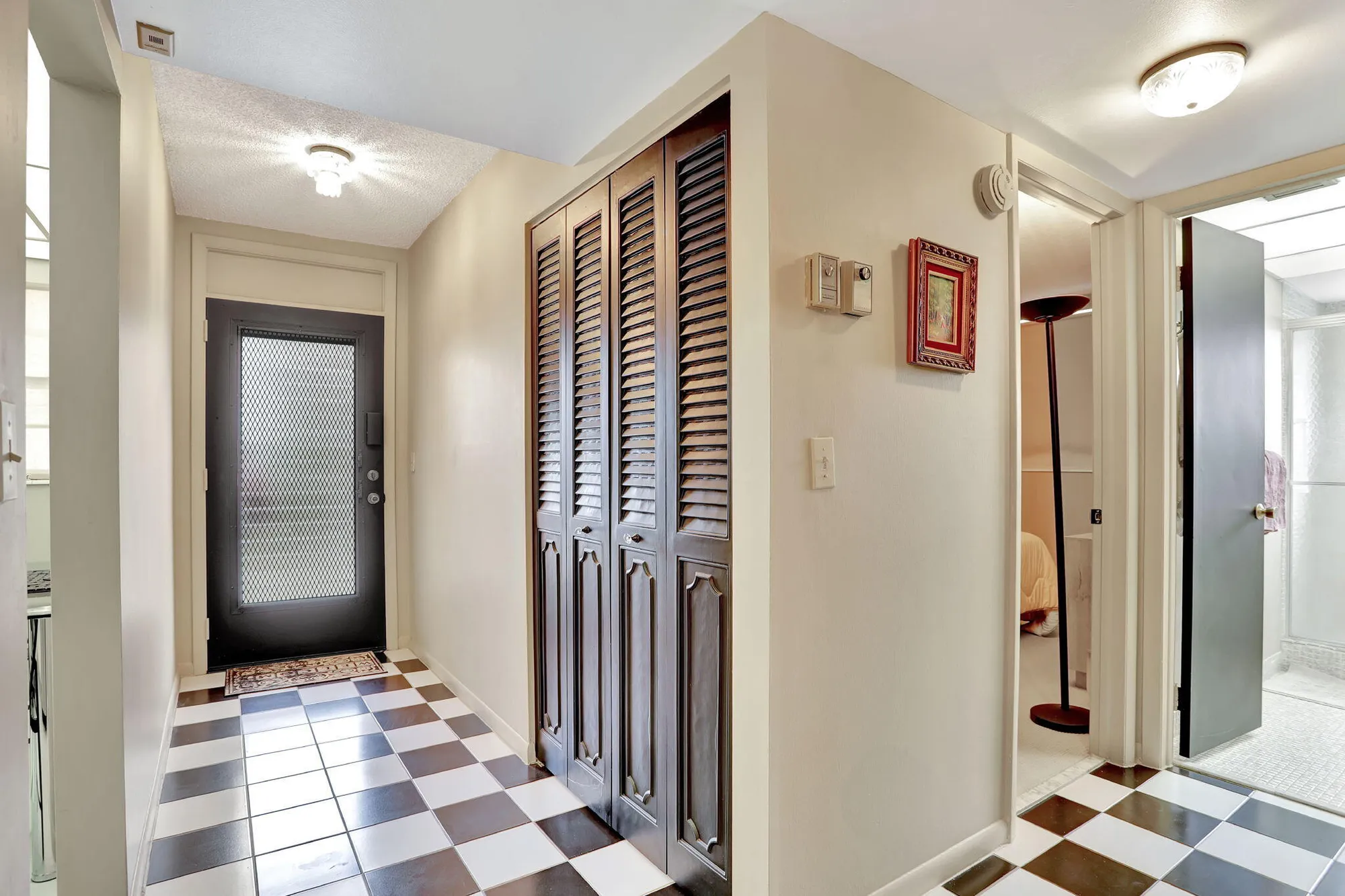 Property Slideshow image 12 of 61 | 2951 nw 46th ave 201, Lauderdale Lakes, FL, 33313